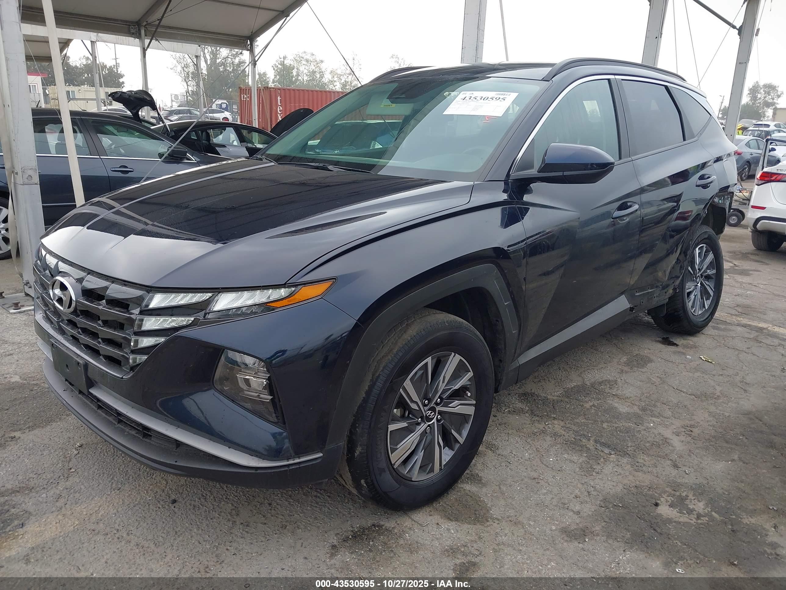 HYUNDAI TUCSON image 2