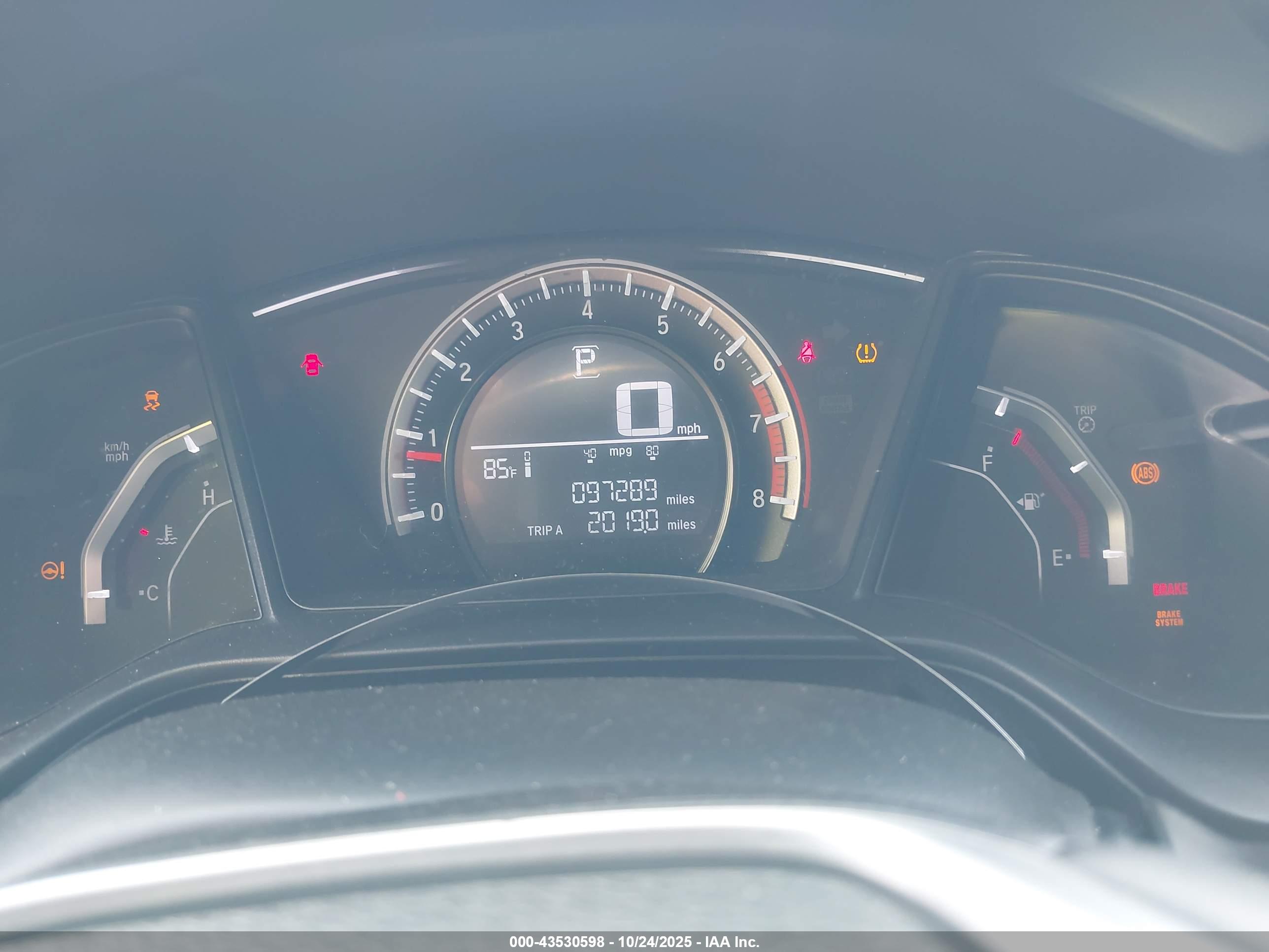 HONDA CIVIC image 7