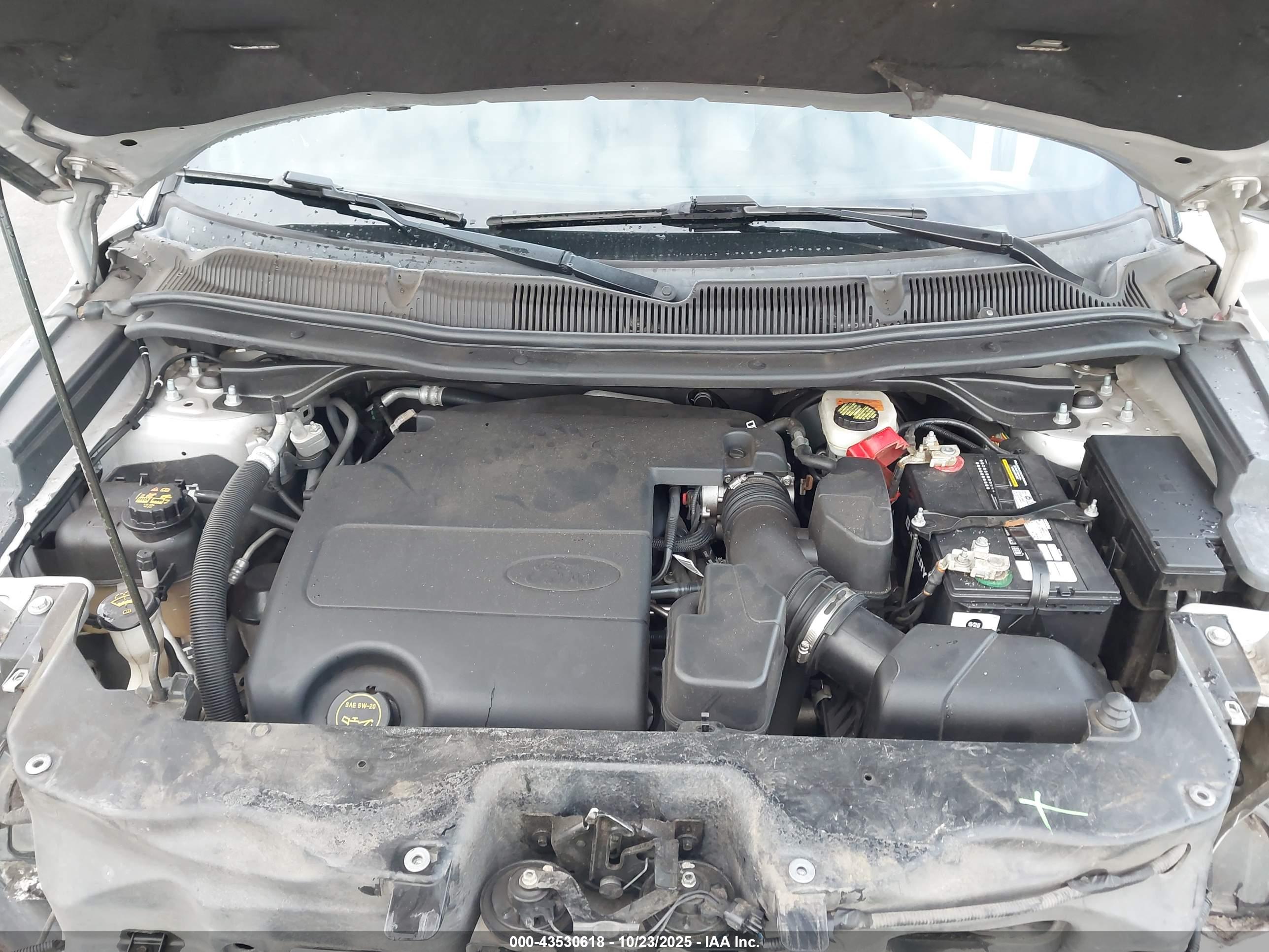FORD EXPLORER image 10