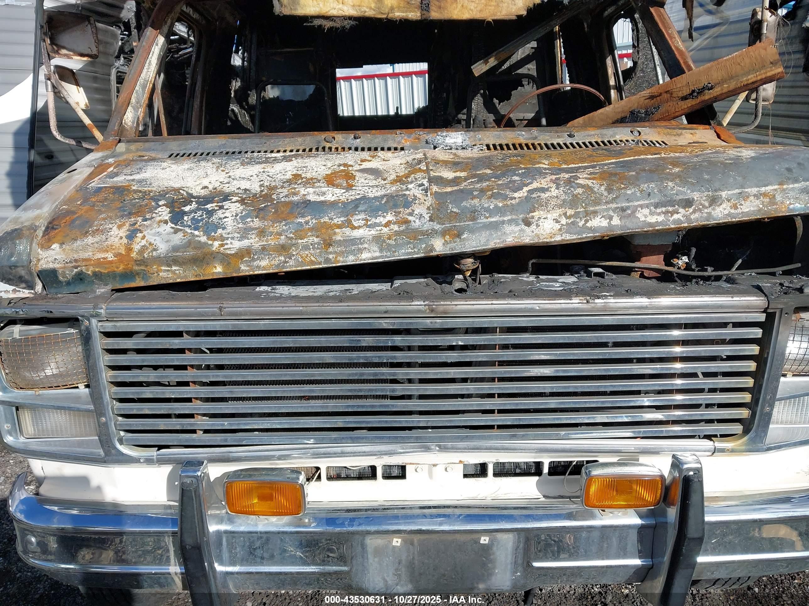 CHEVROLET G-P image 10
