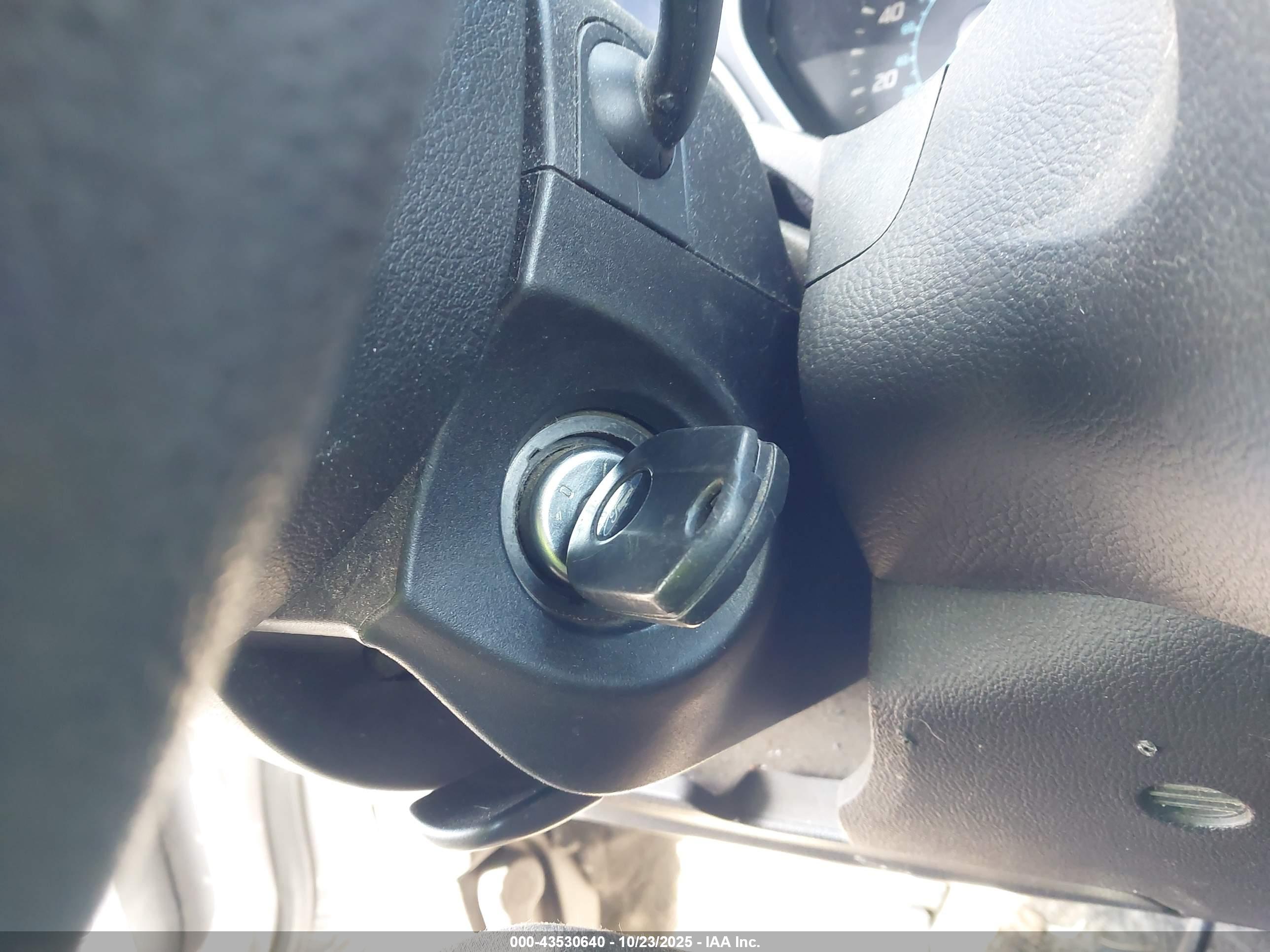 FORD FOCUS image 11
