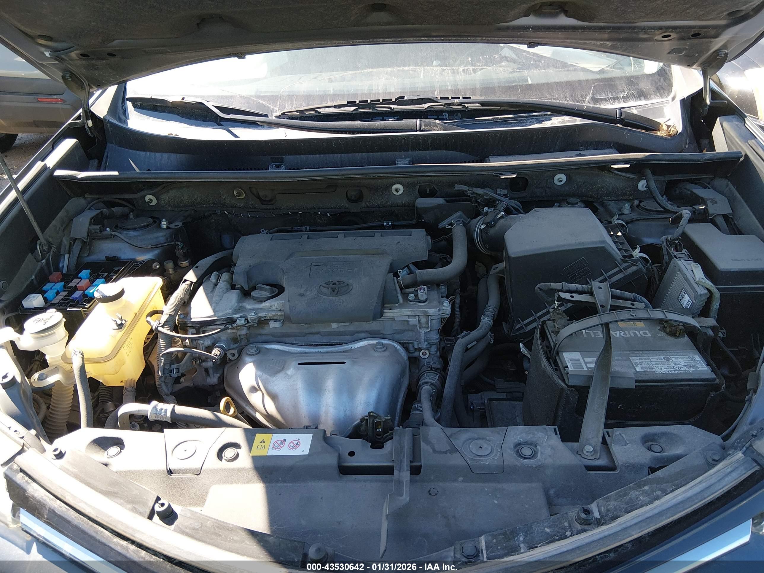 TOYOTA RAV4 image 10