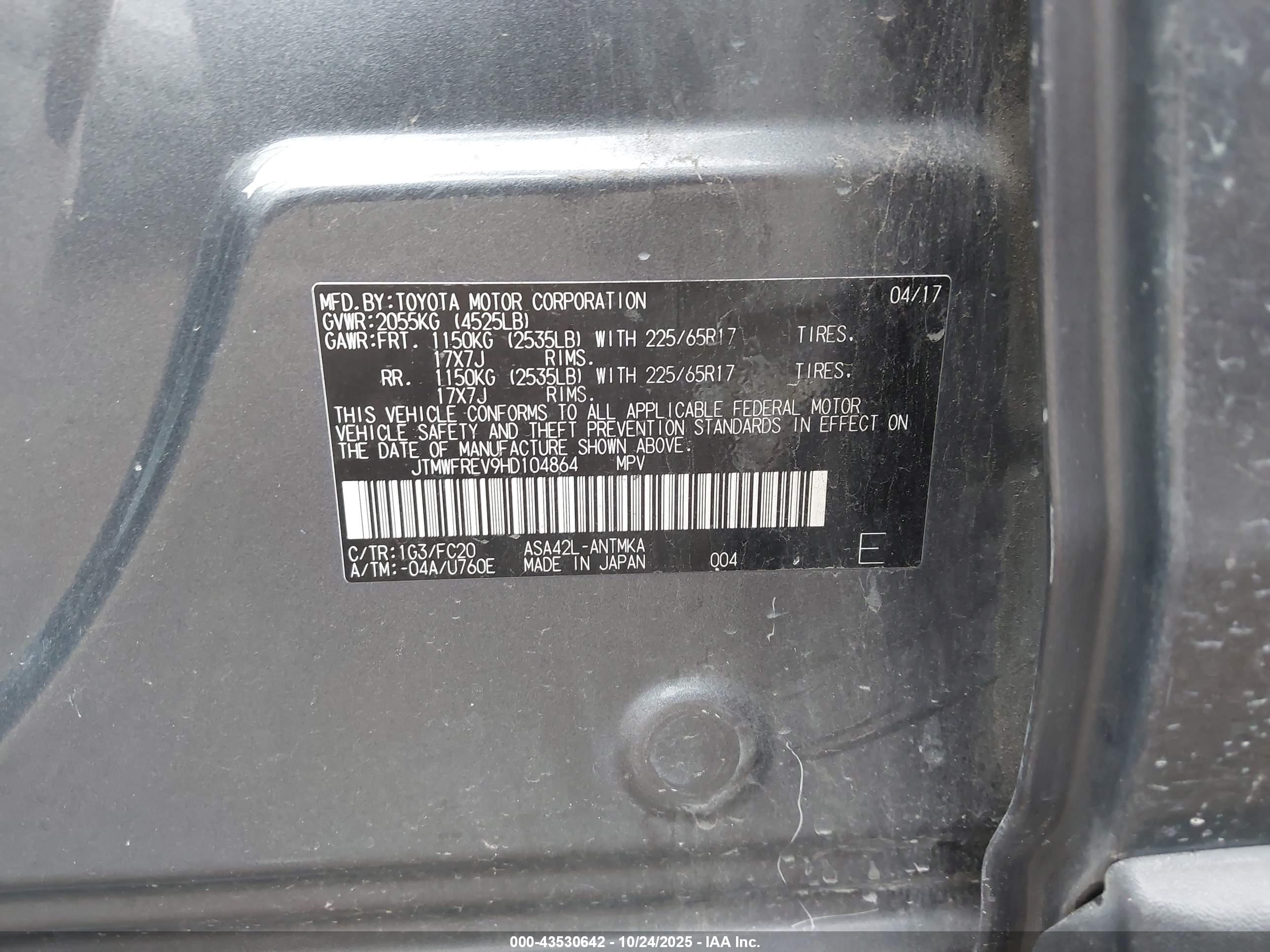 TOYOTA RAV4 image 9
