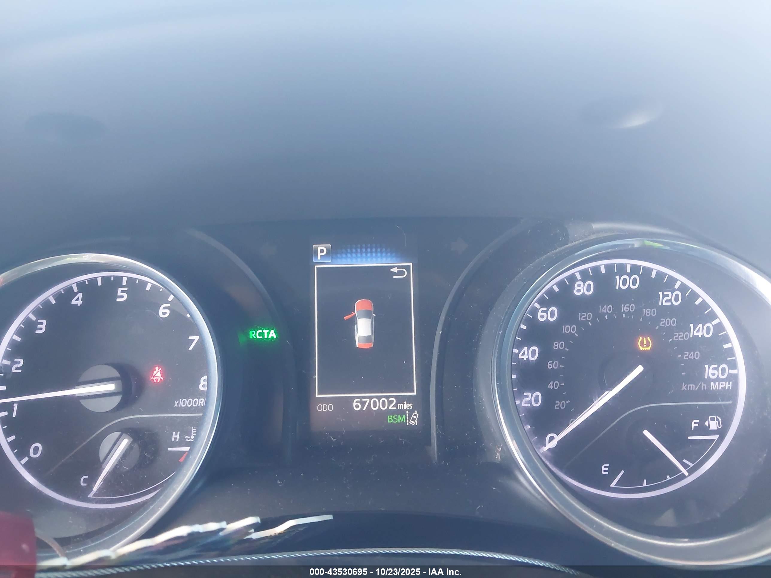 TOYOTA CAMRY image 7