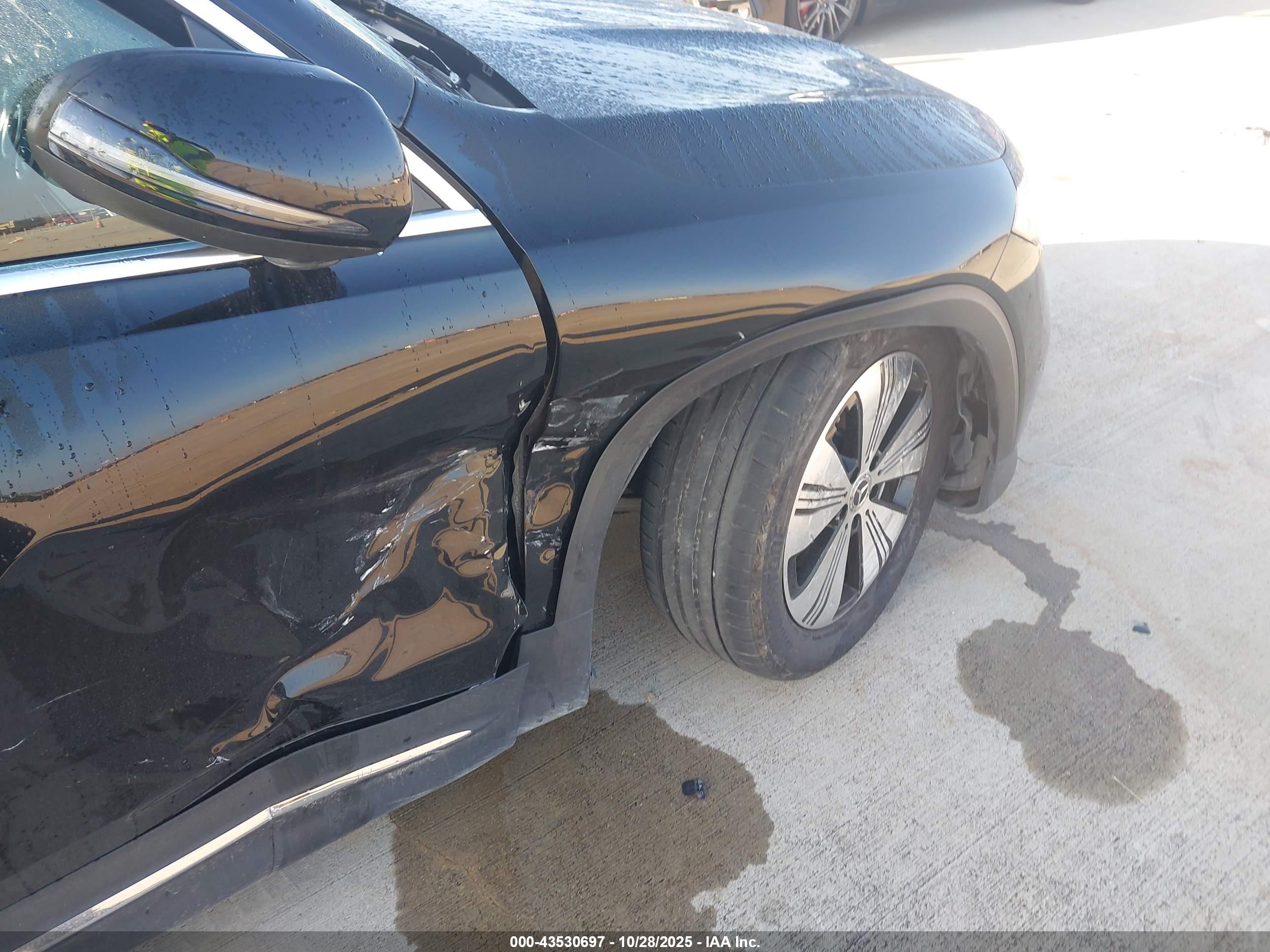 MERCEDES-BENZ EQB image 6