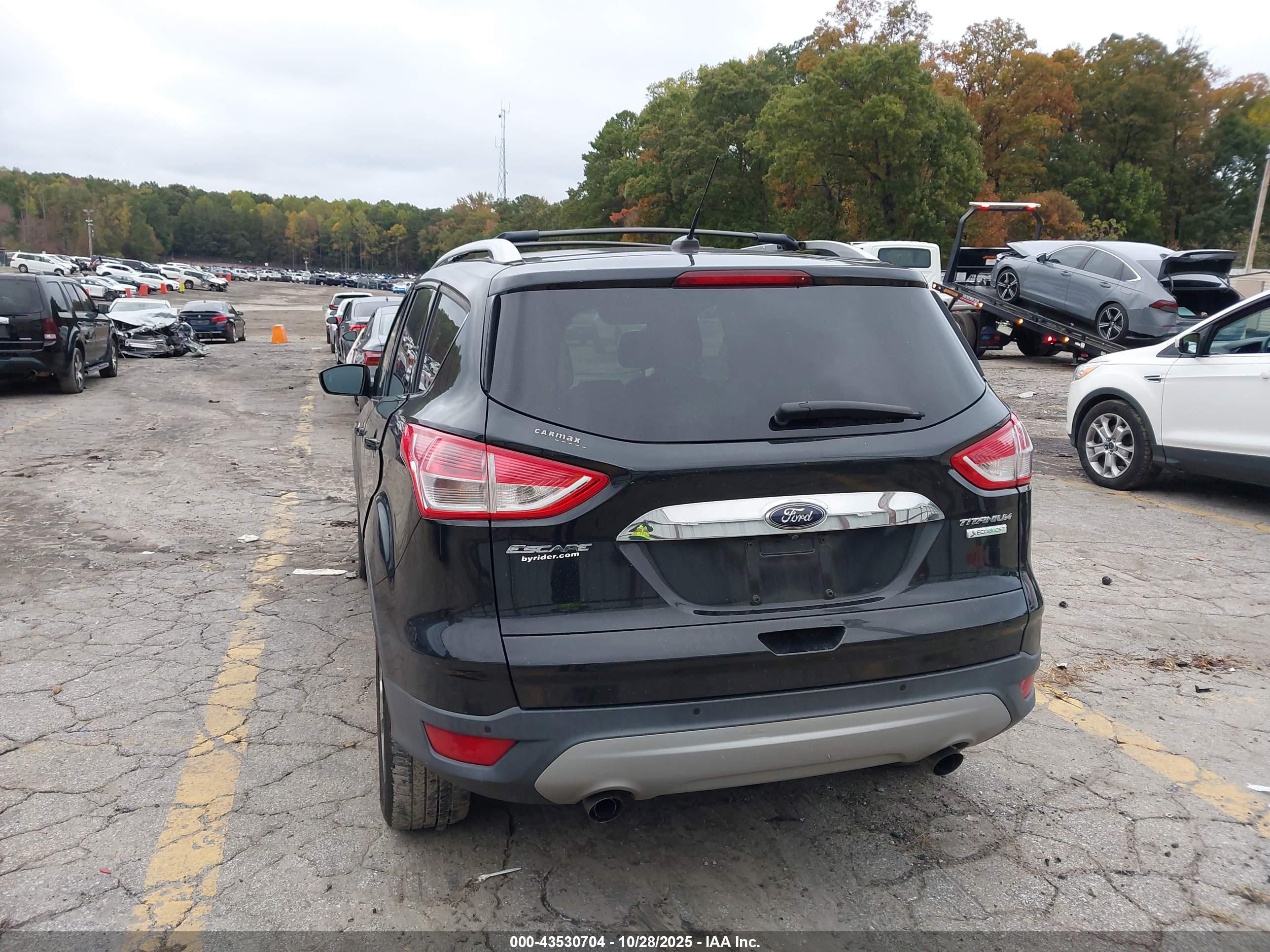 FORD ESCAPE image 3