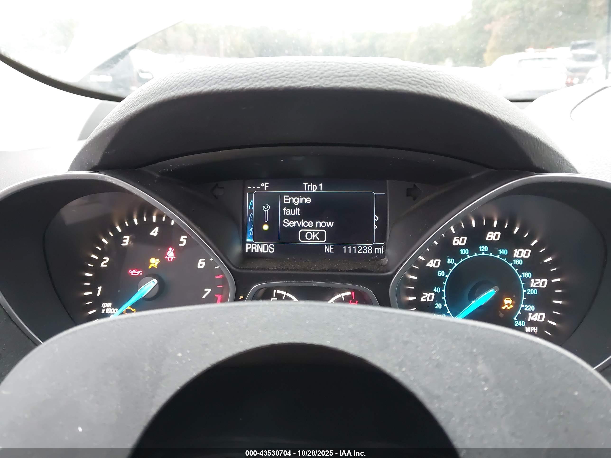 FORD ESCAPE image 7