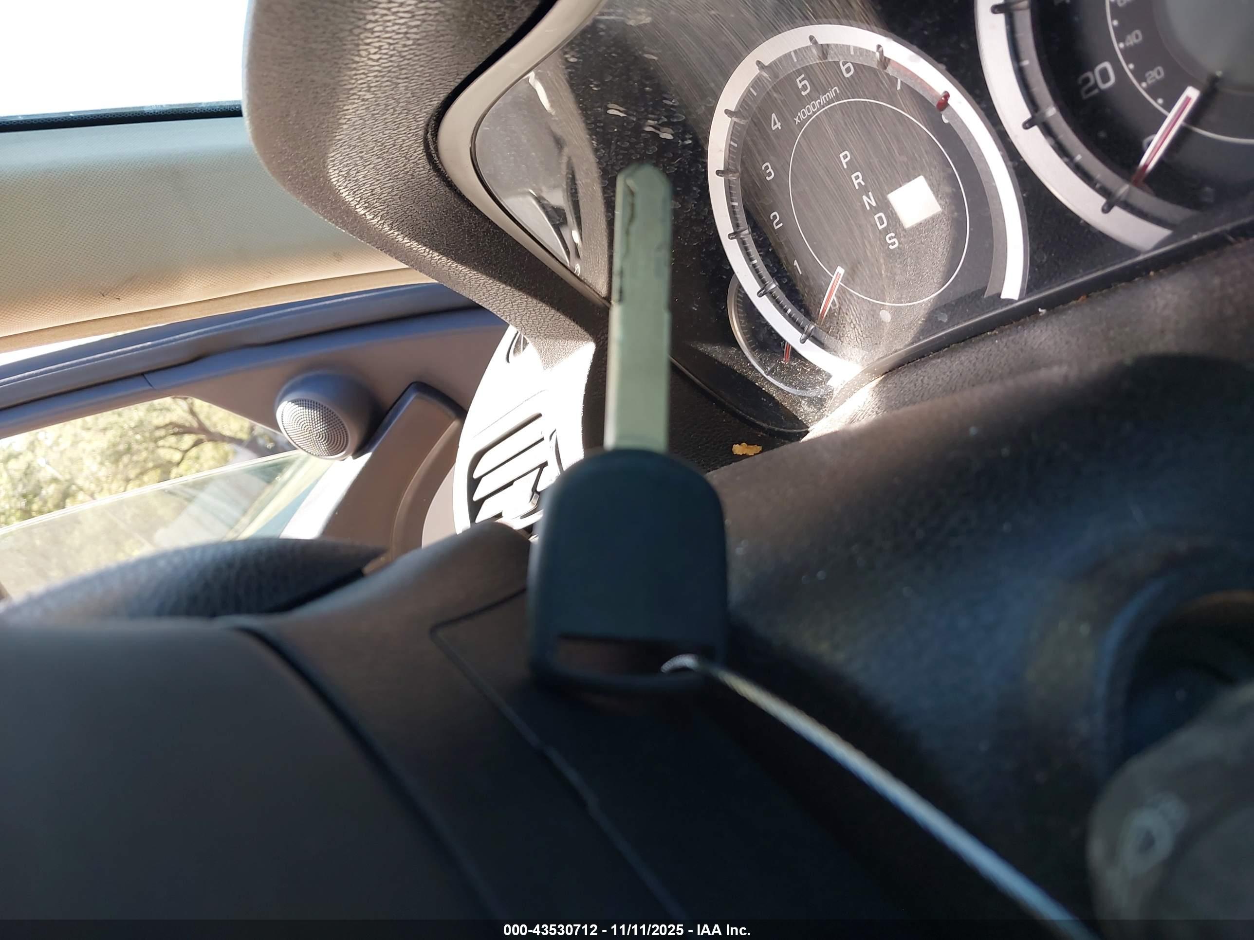 ACURA TSX image 11