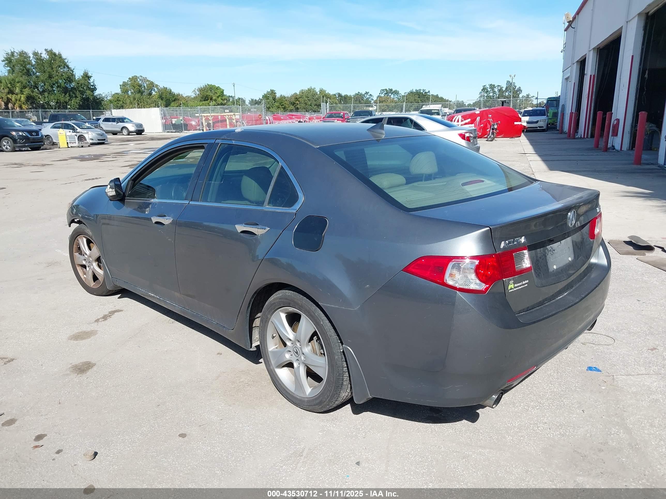 ACURA TSX image 3