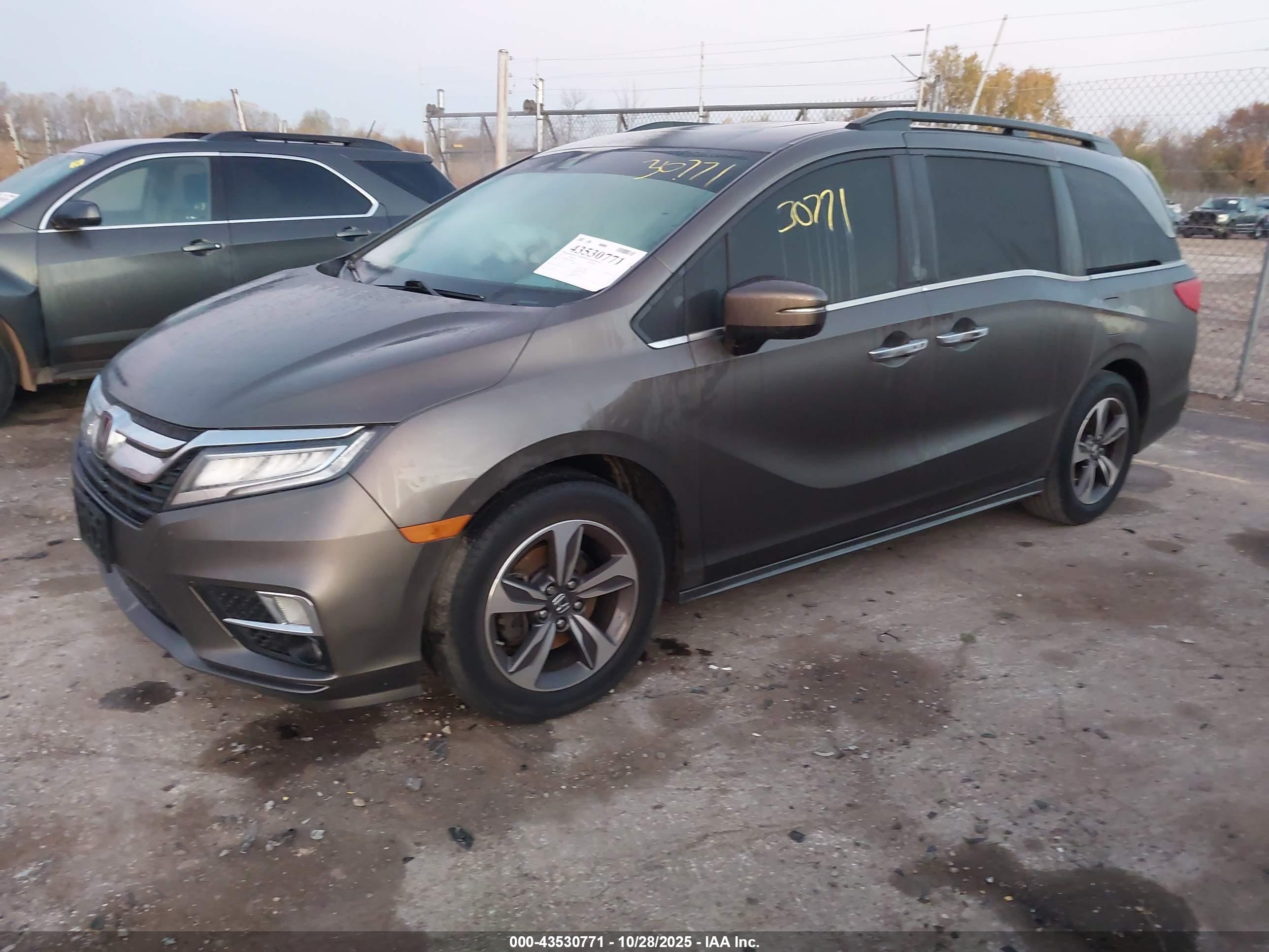 HONDA ODYSSEY image 2
