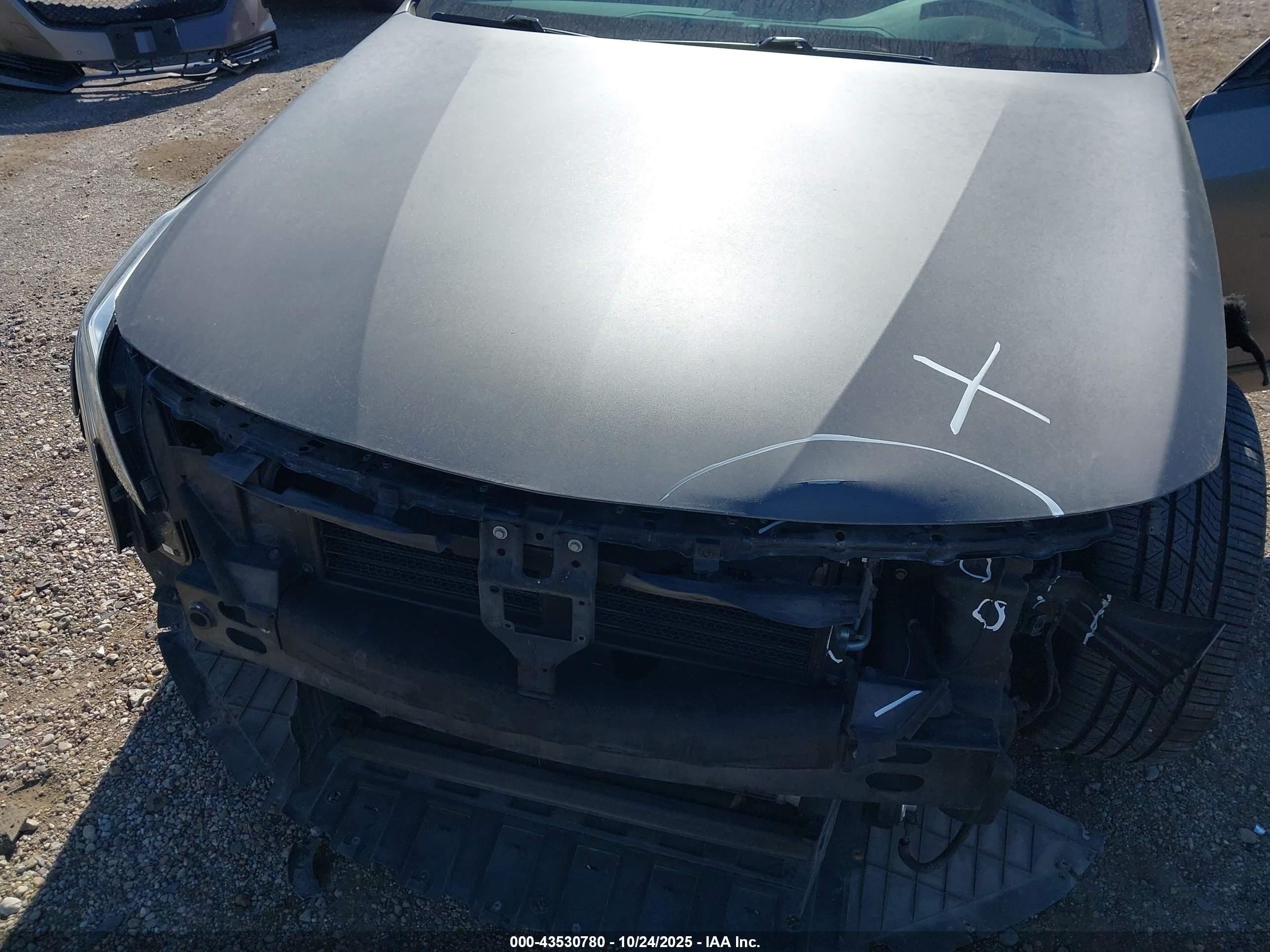 CADILLAC CT6 image 10