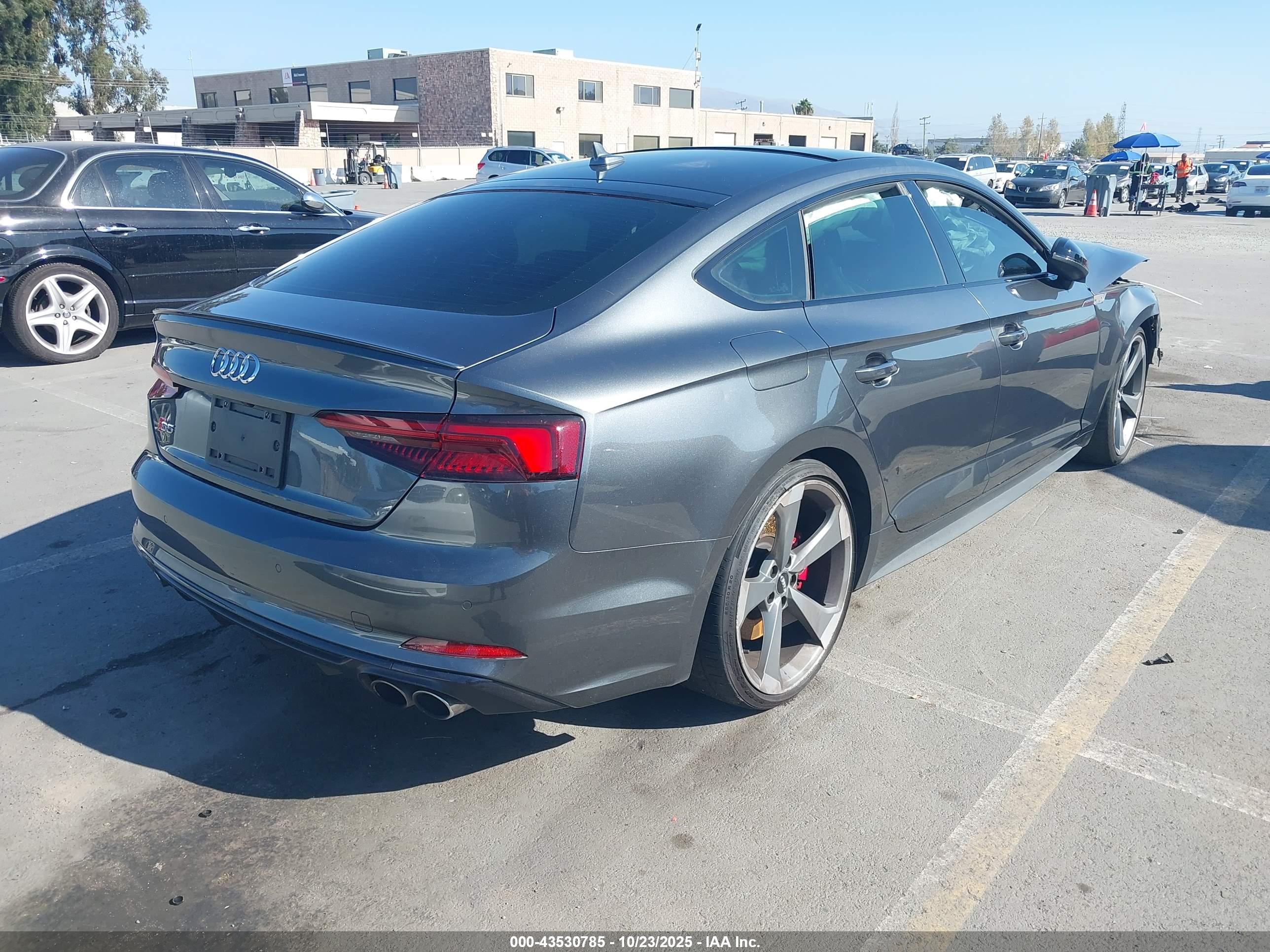 AUDI S5 image 4