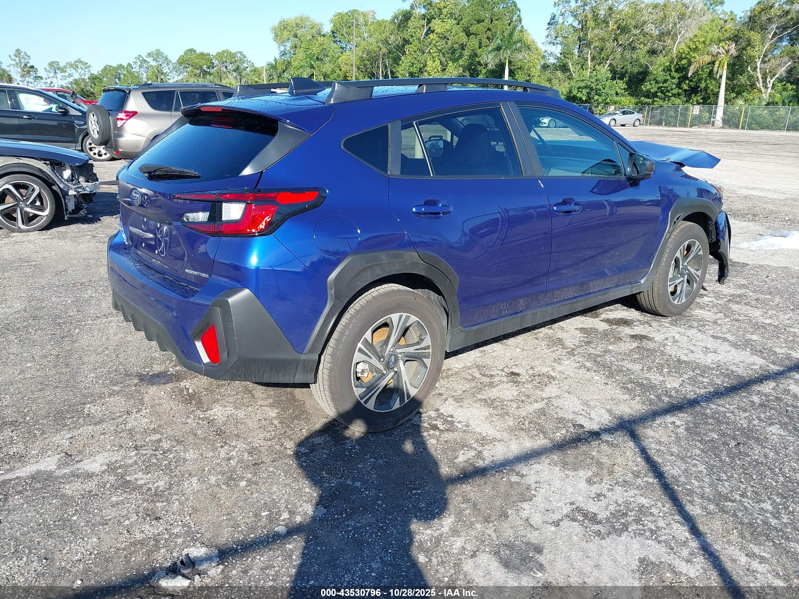 SUBARU CROSSTREK image 4