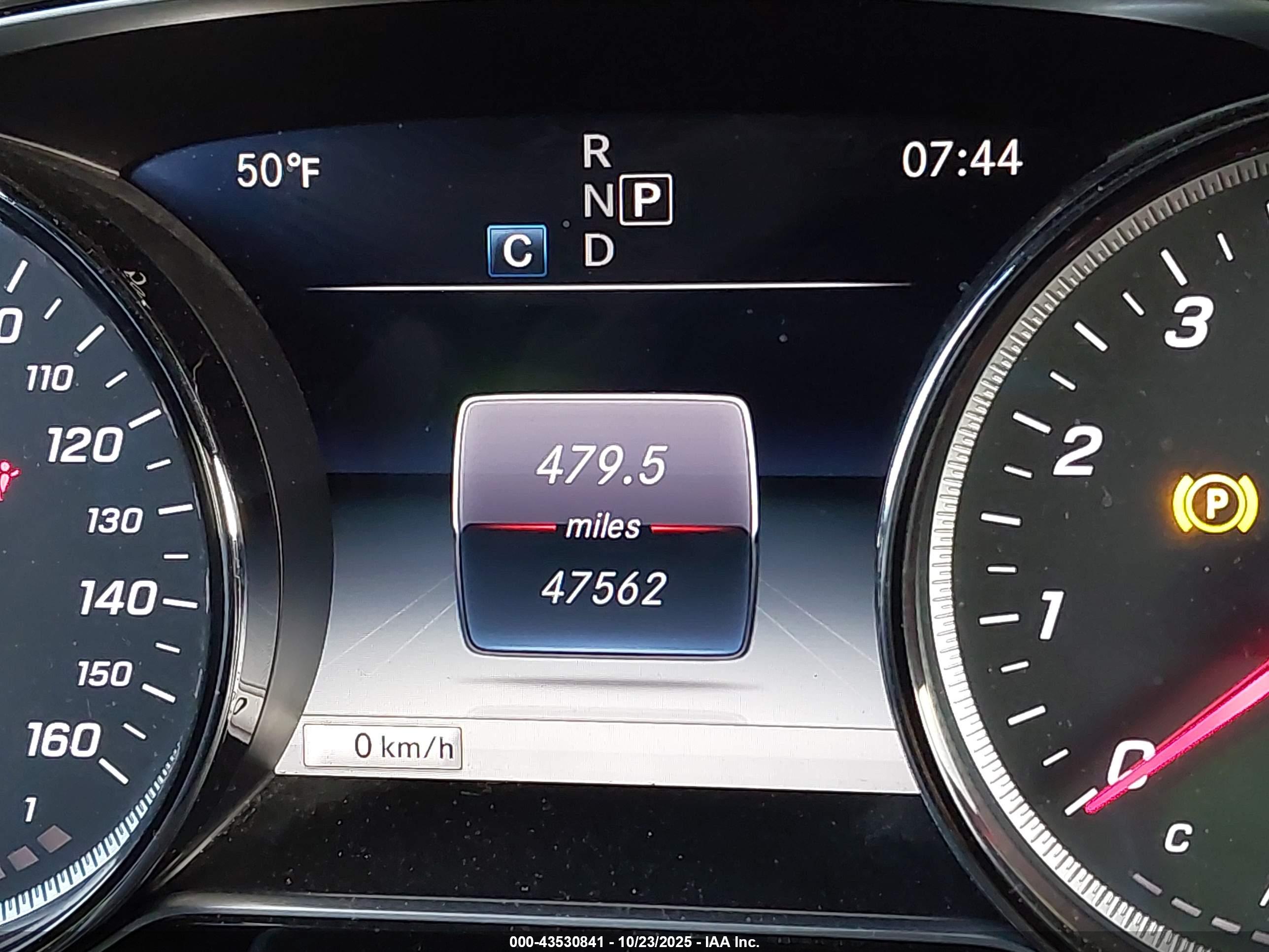 MERCEDES-BENZ E image 7