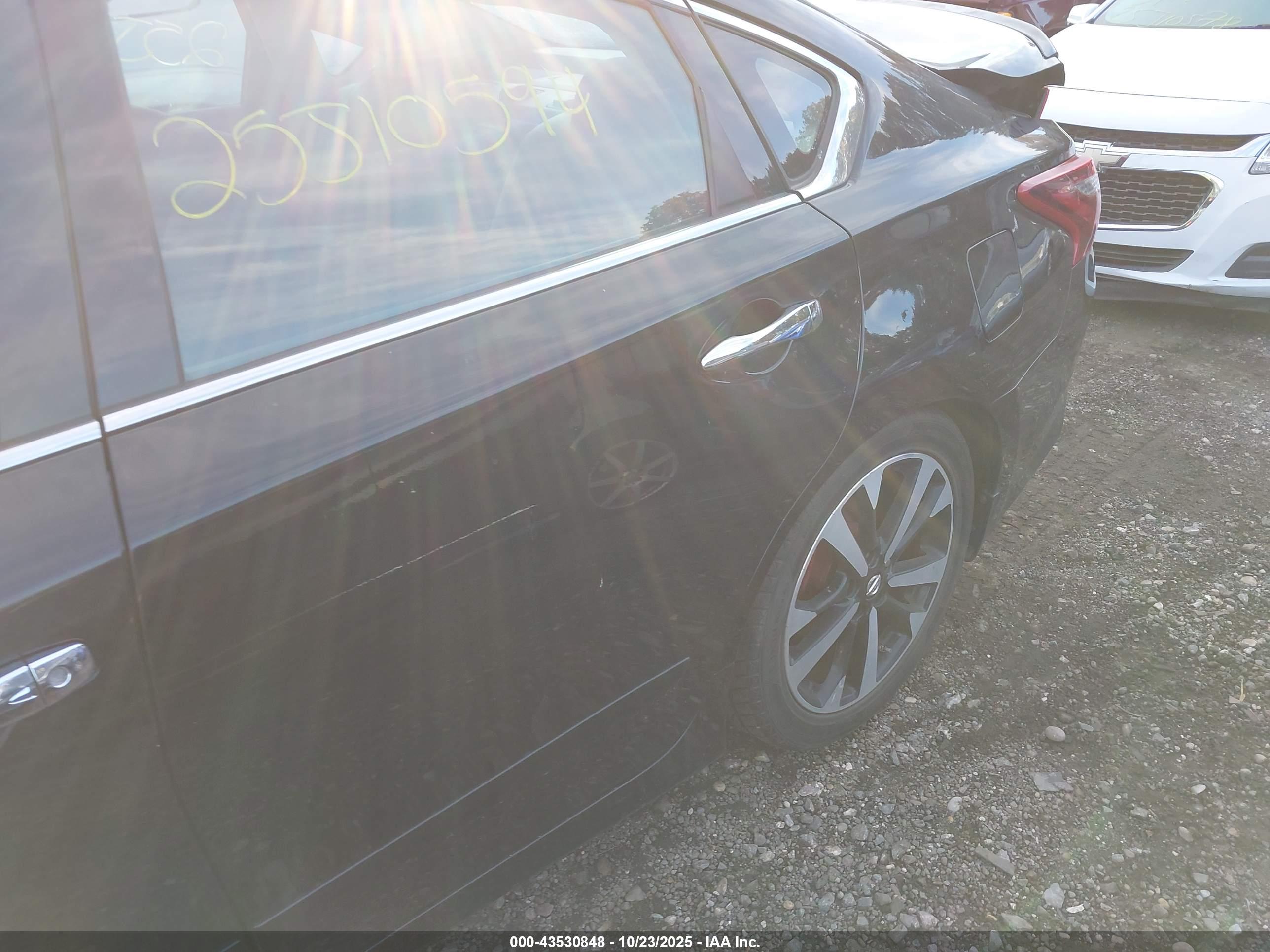 NISSAN ALTIMA image 6