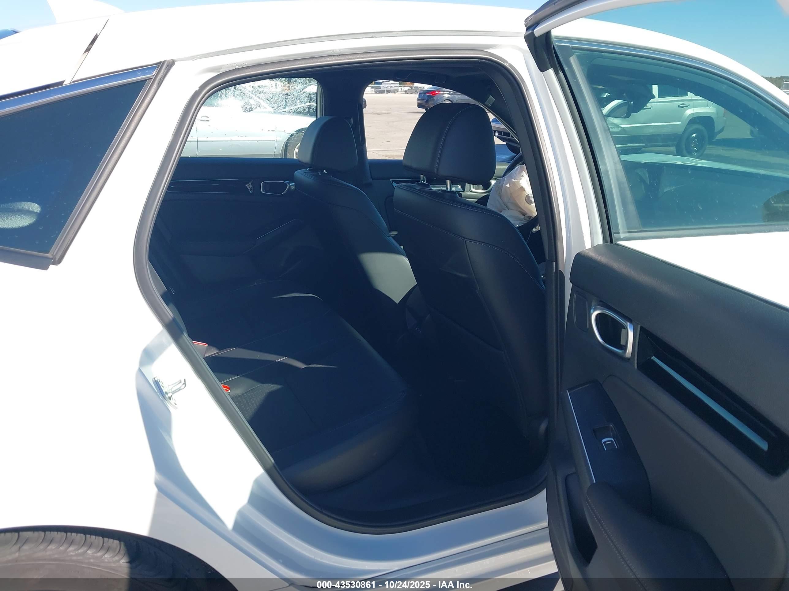 HONDA CIVIC image 8