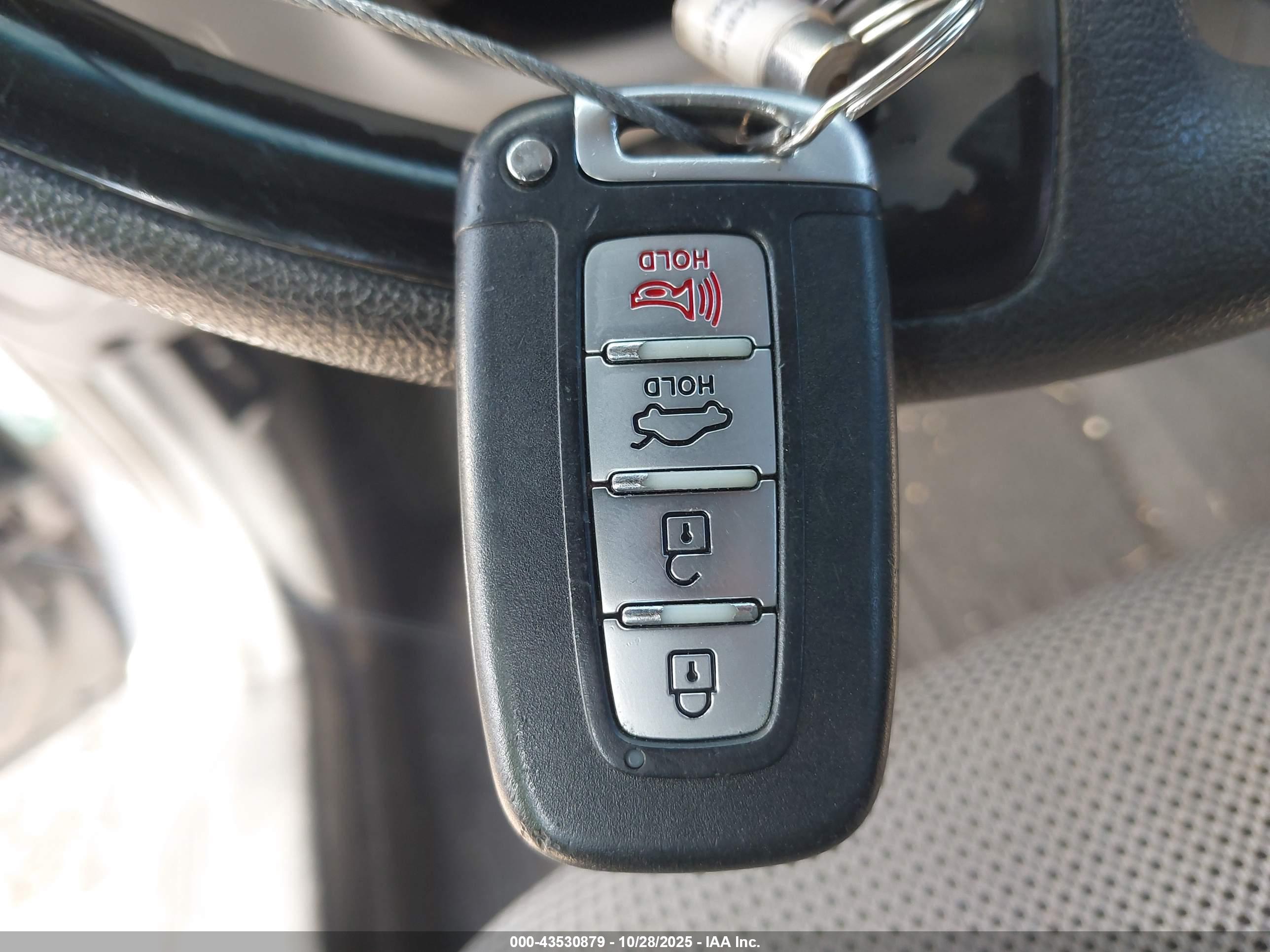 HYUNDAI SONATA image 11
