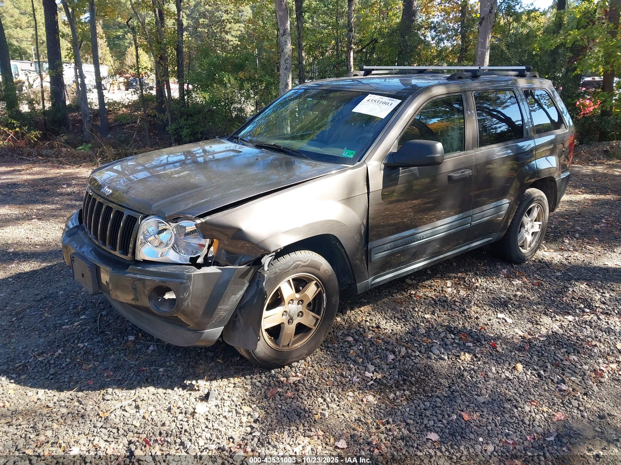 JEEP GRAND image 2