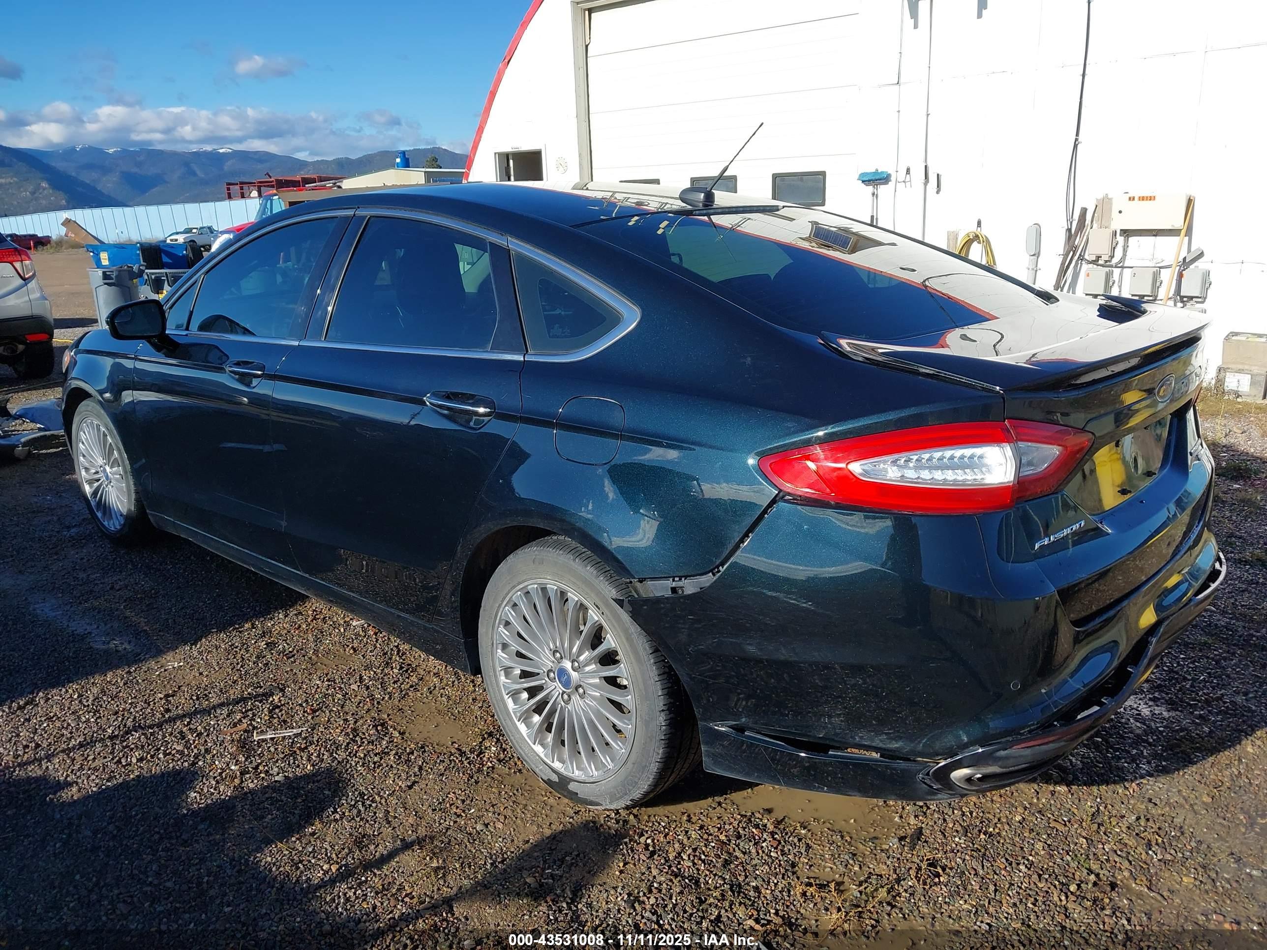 FORD FUSION image 3