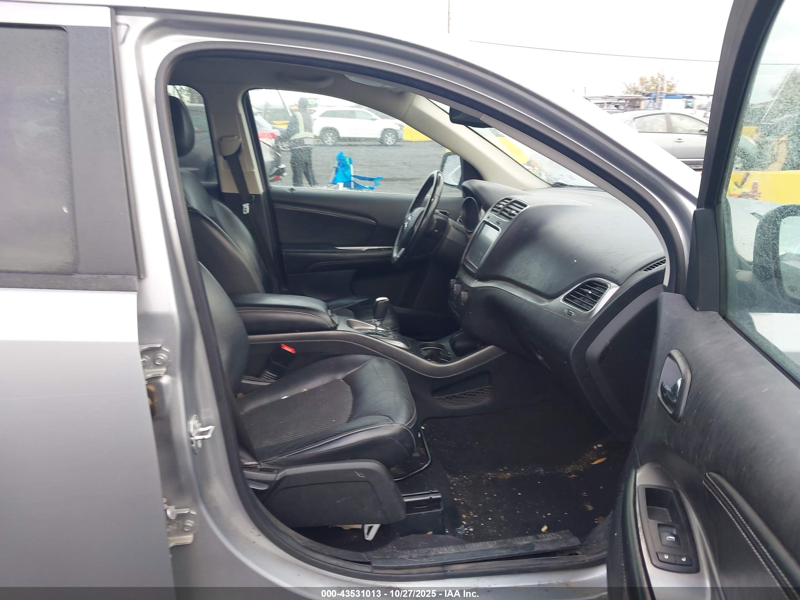 DODGE JOURNEY image 5