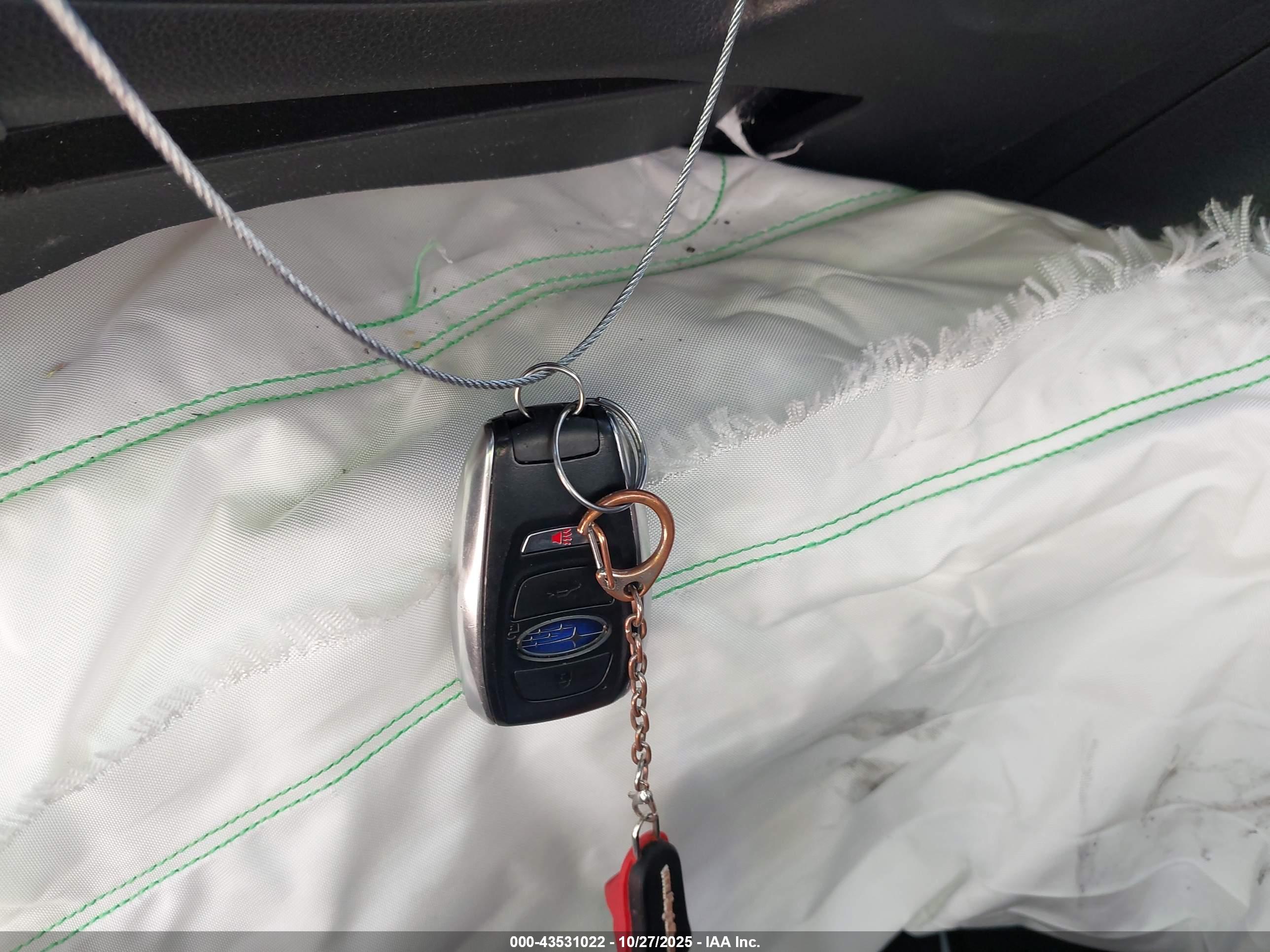 SUBARU OUTBACK image 11