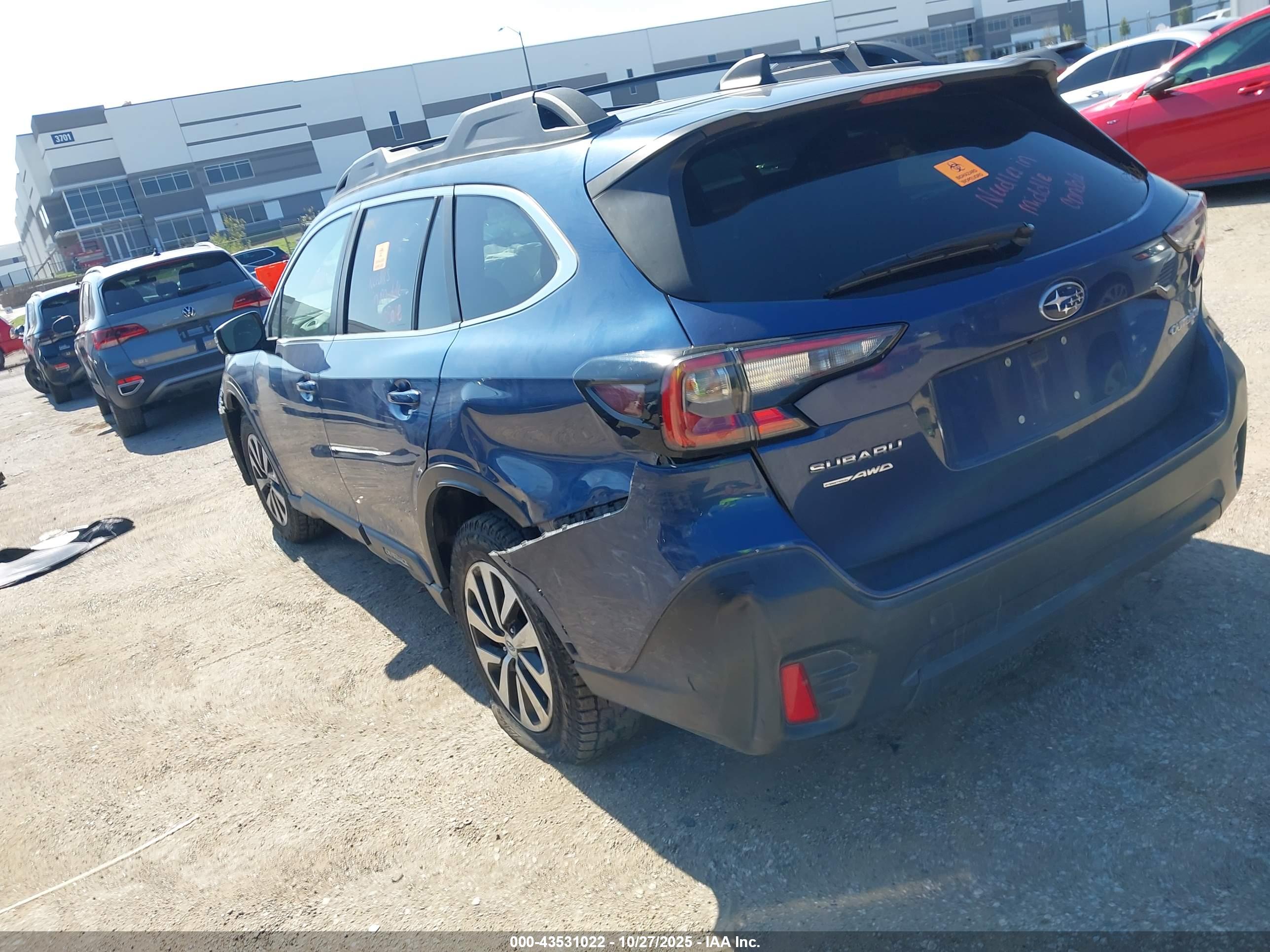 SUBARU OUTBACK image 3