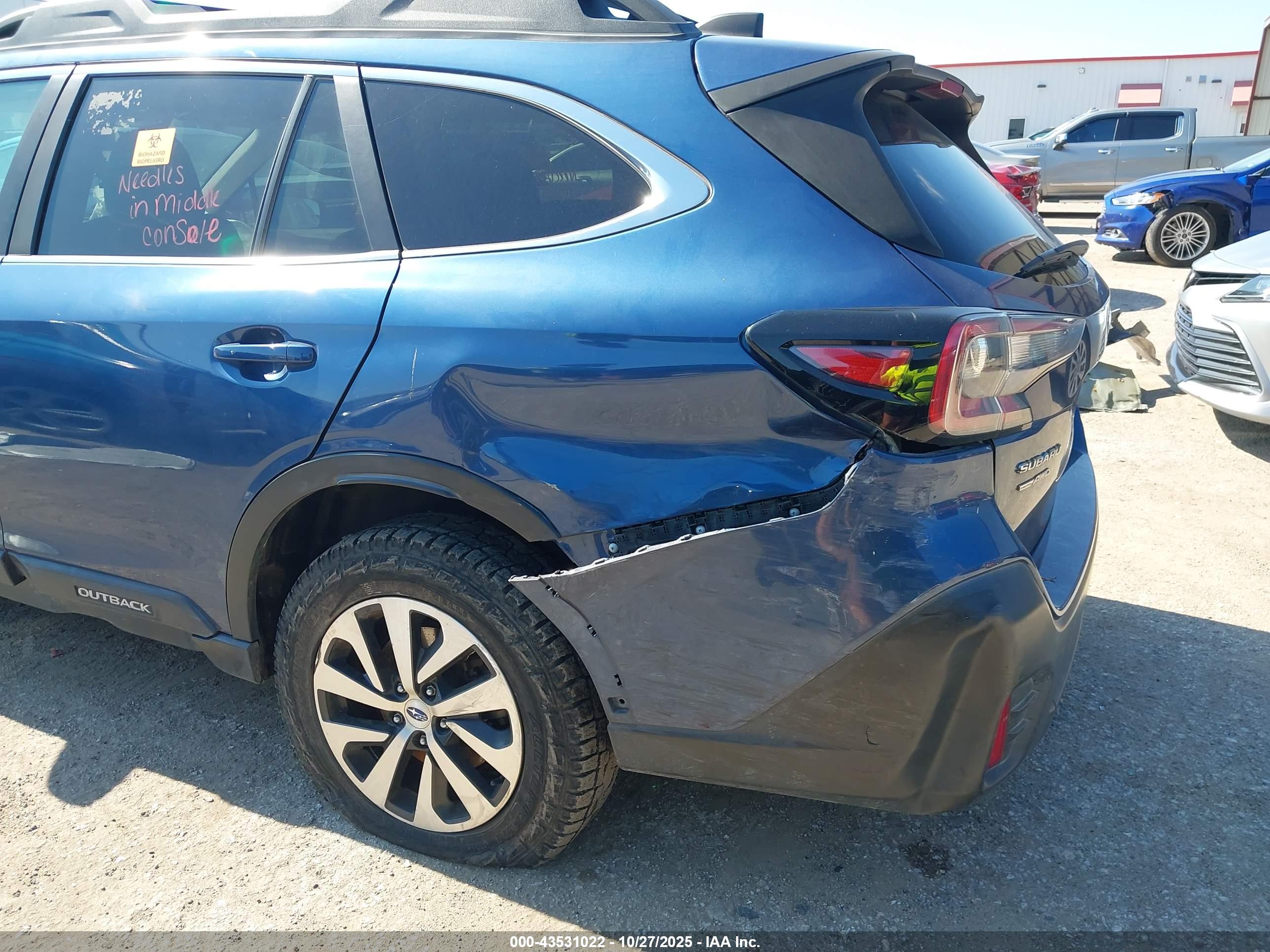 SUBARU OUTBACK image 6