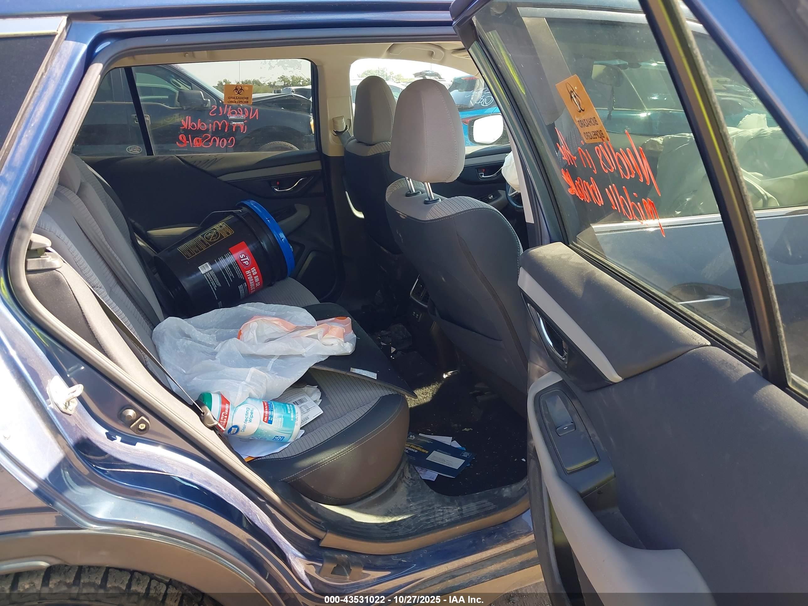 SUBARU OUTBACK image 8