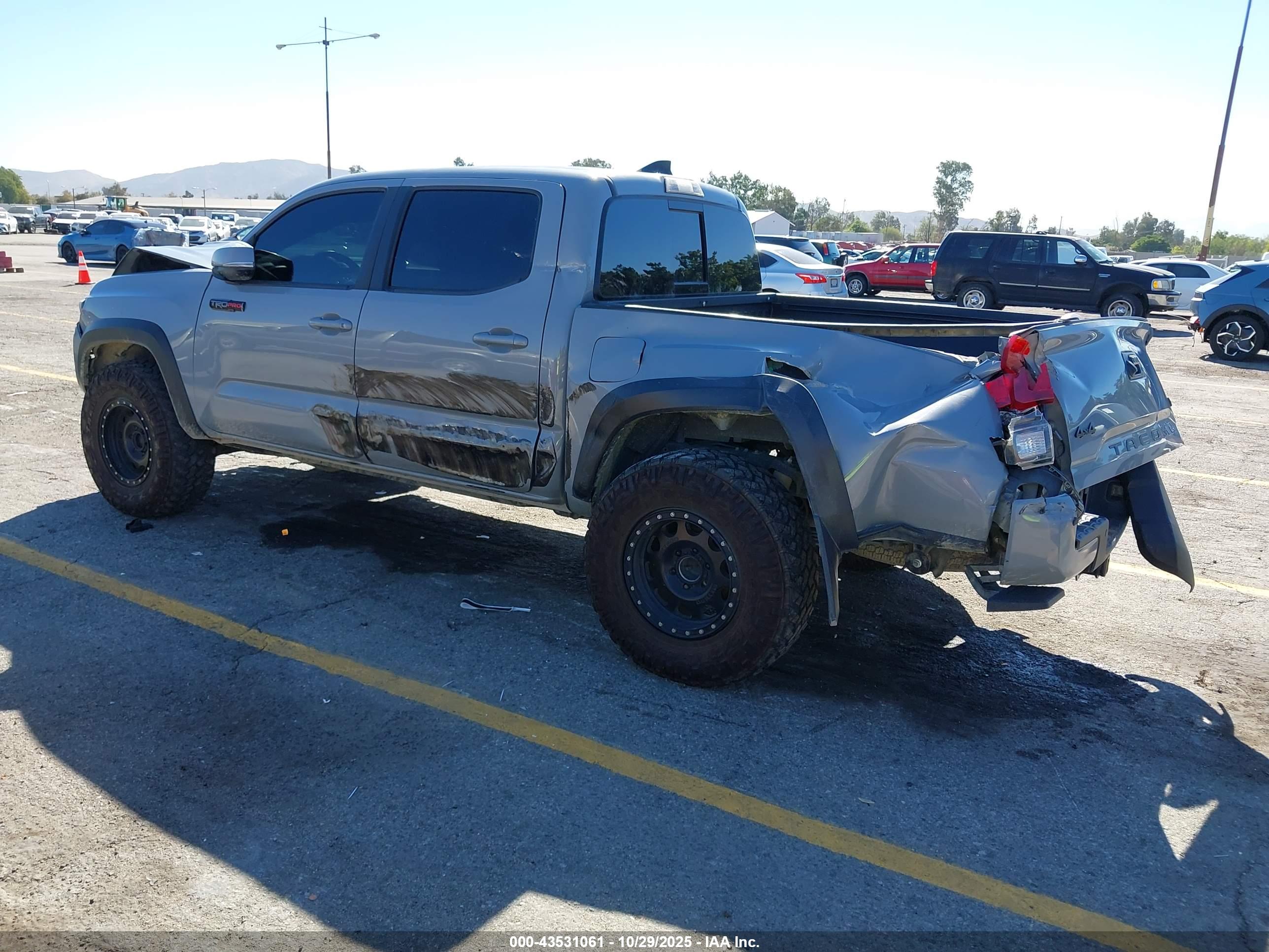 TOYOTA TACOMA image 3
