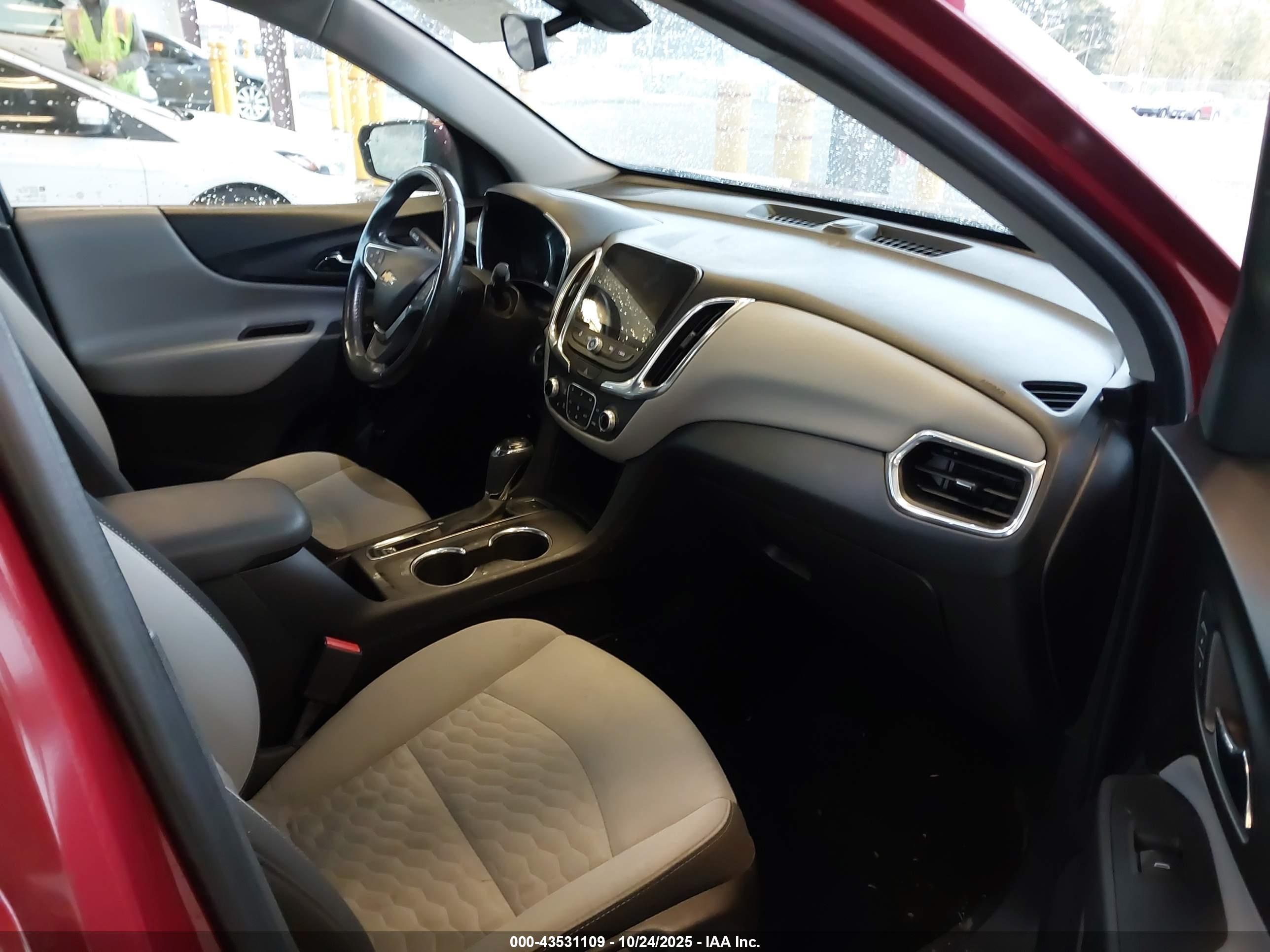 CHEVROLET EQUINOX image 5