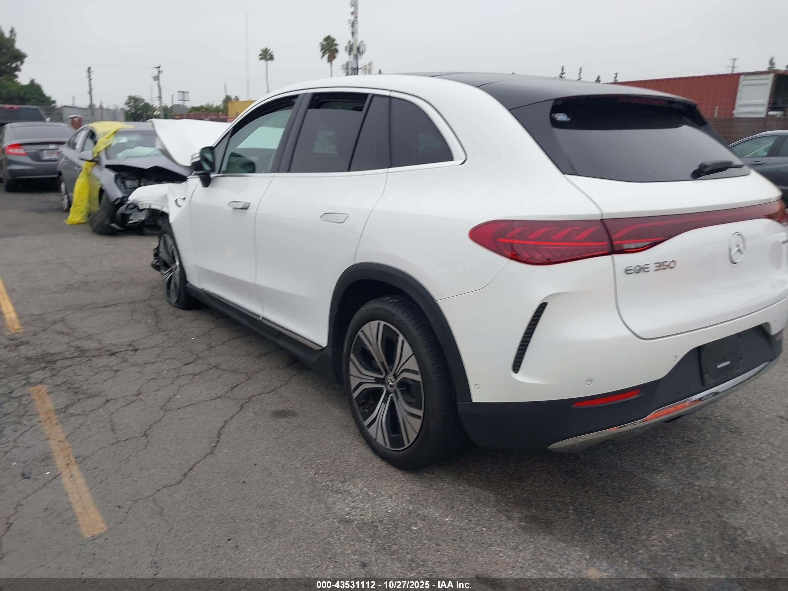 MERCEDES-BENZ EQE image 3