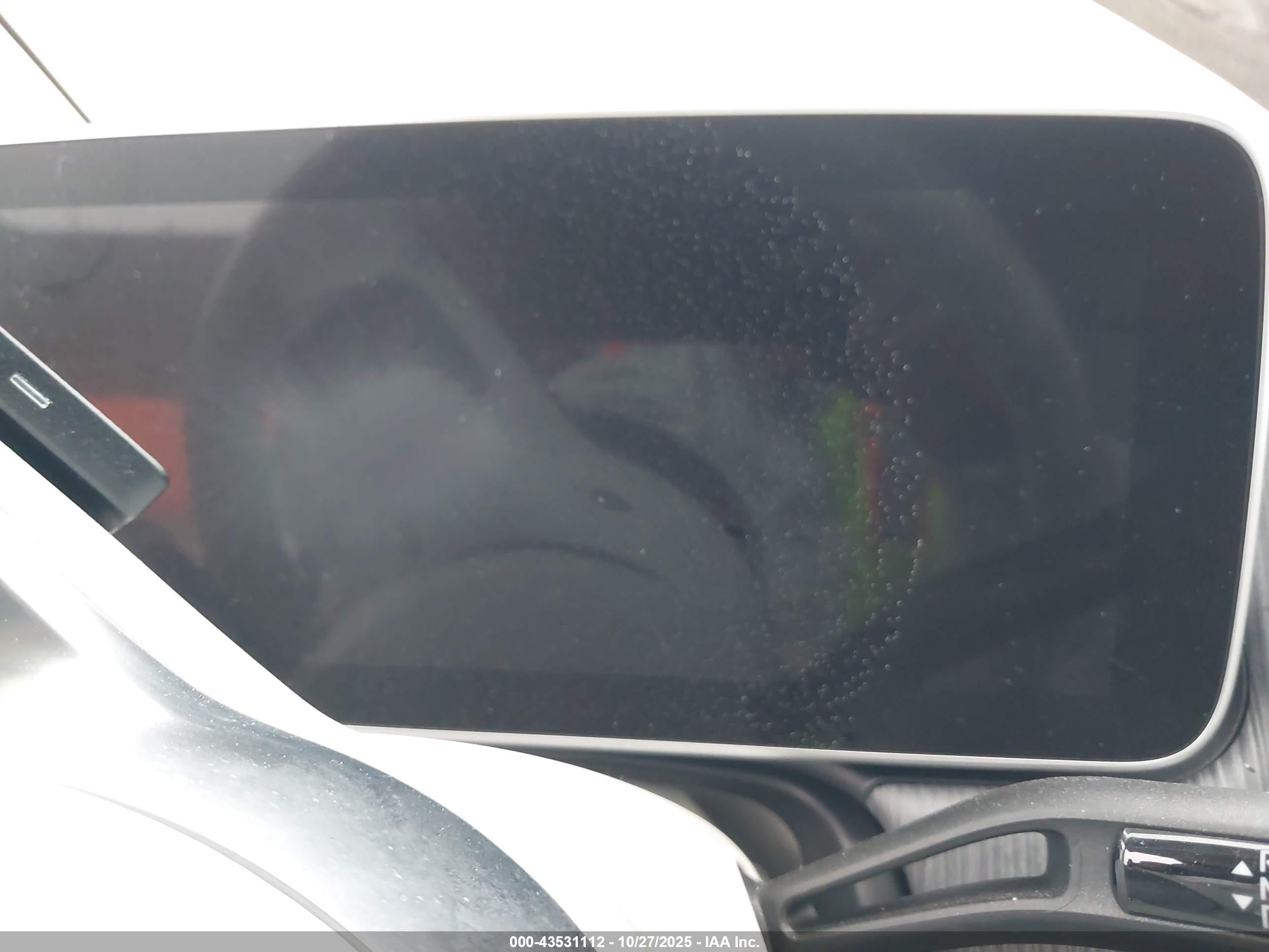 MERCEDES-BENZ EQE image 7