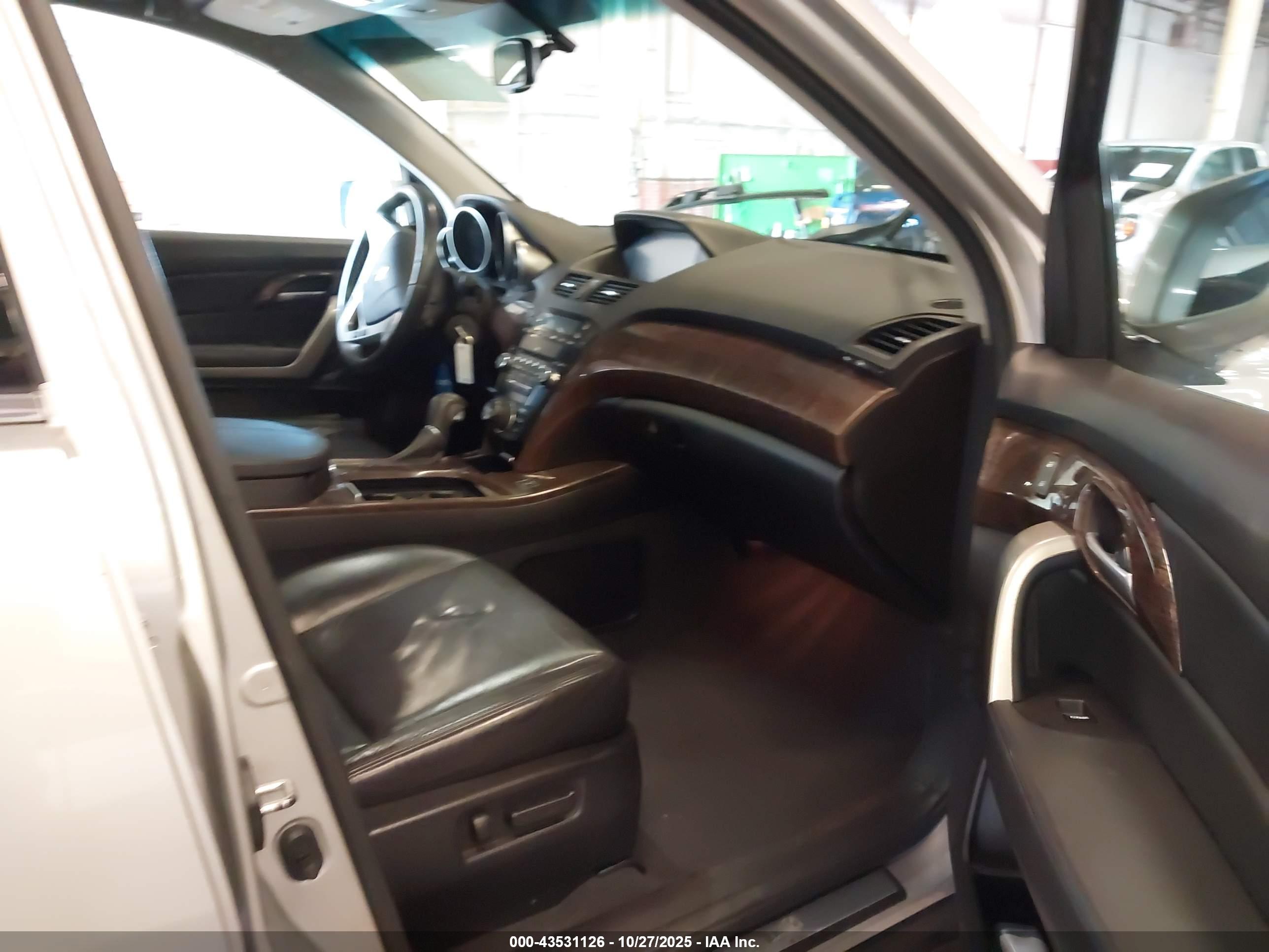 ACURA MDX image 5