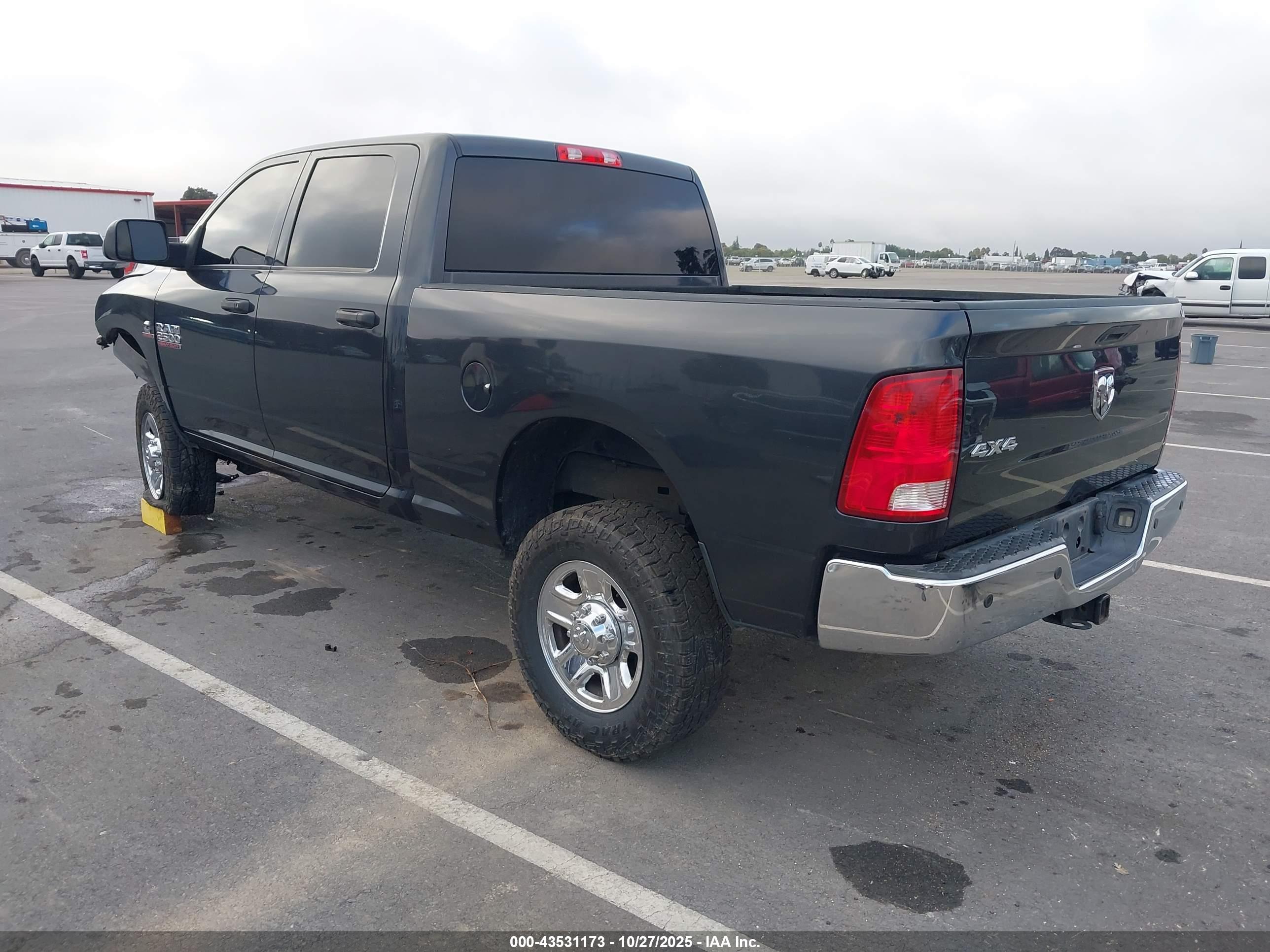 RAM 2500 image 3