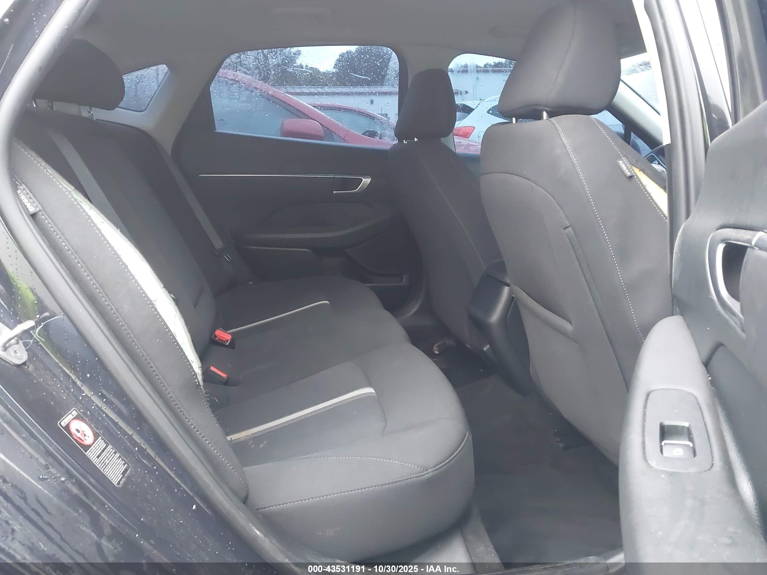 HYUNDAI SONATA image 8