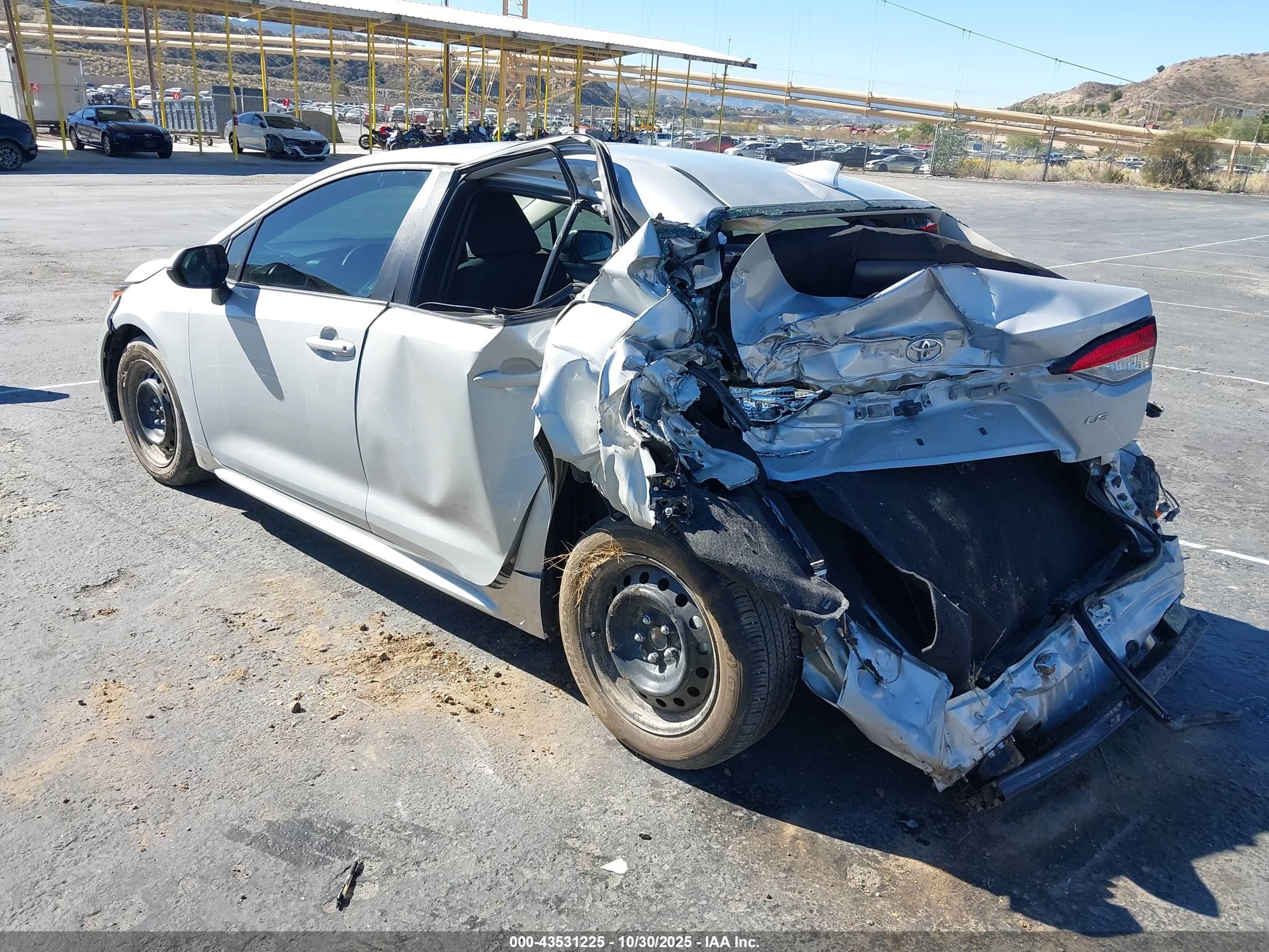 TOYOTA COROLLA image 3