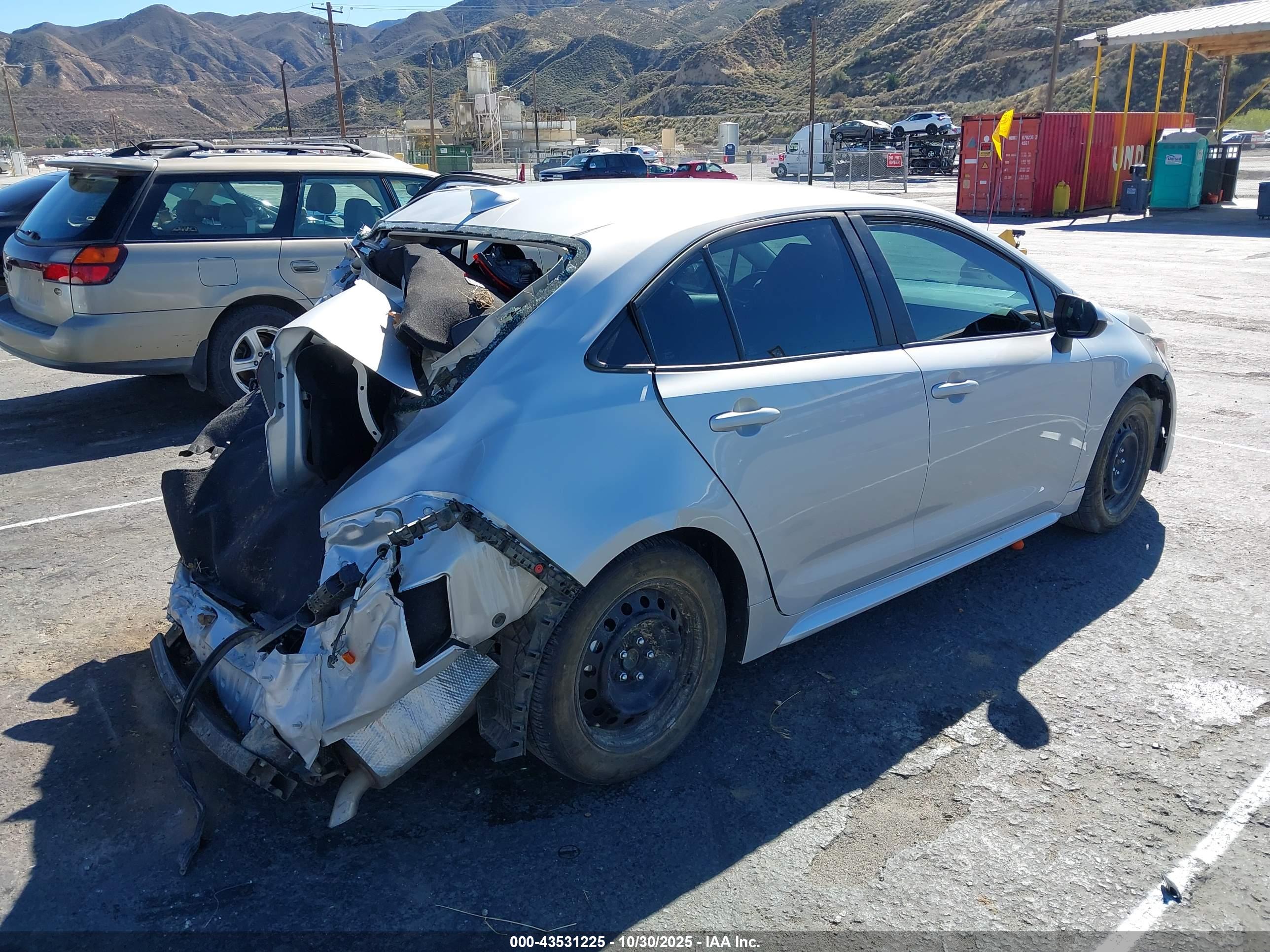 TOYOTA COROLLA image 4