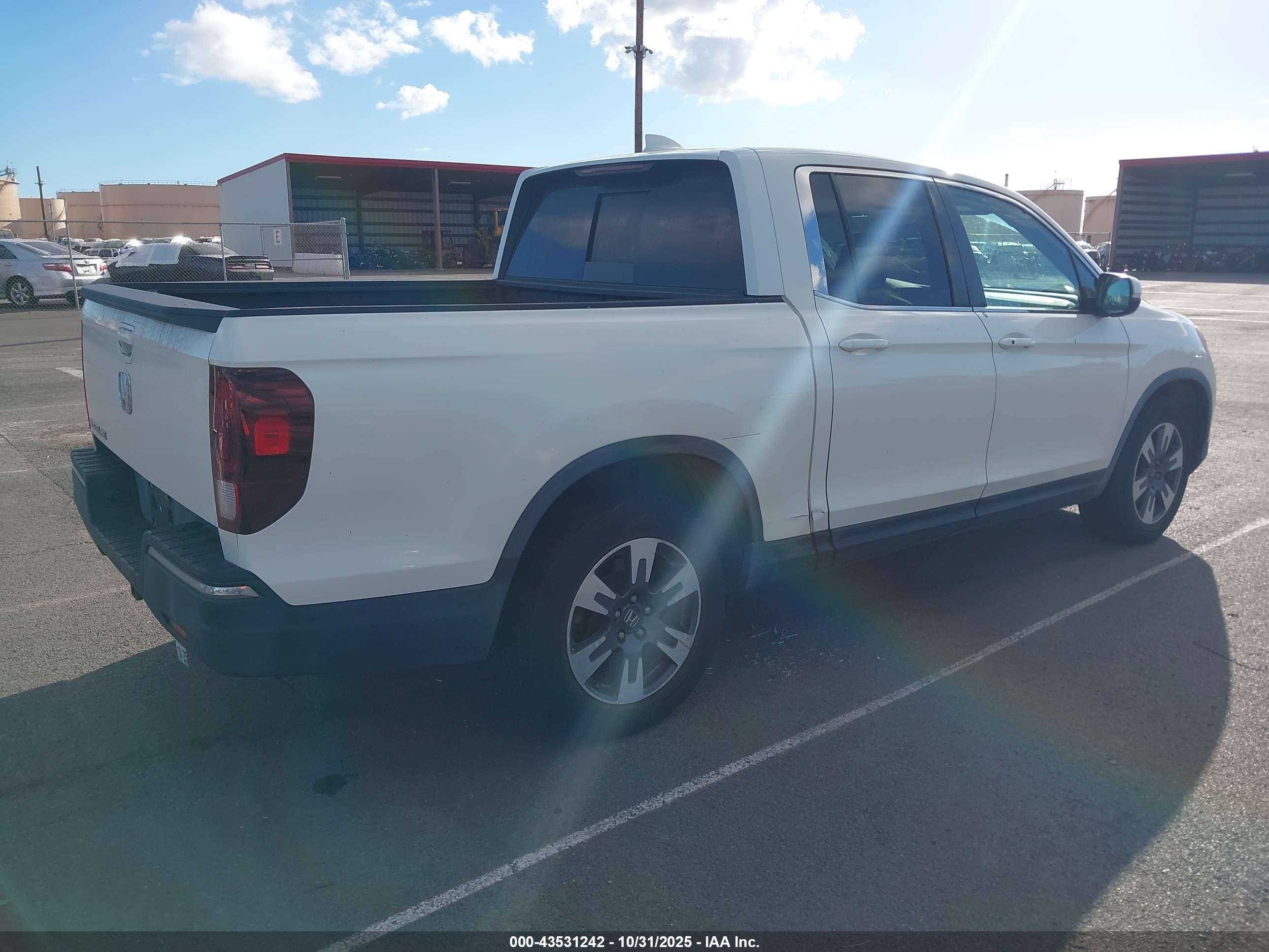 HONDA RIDGELINE image 4