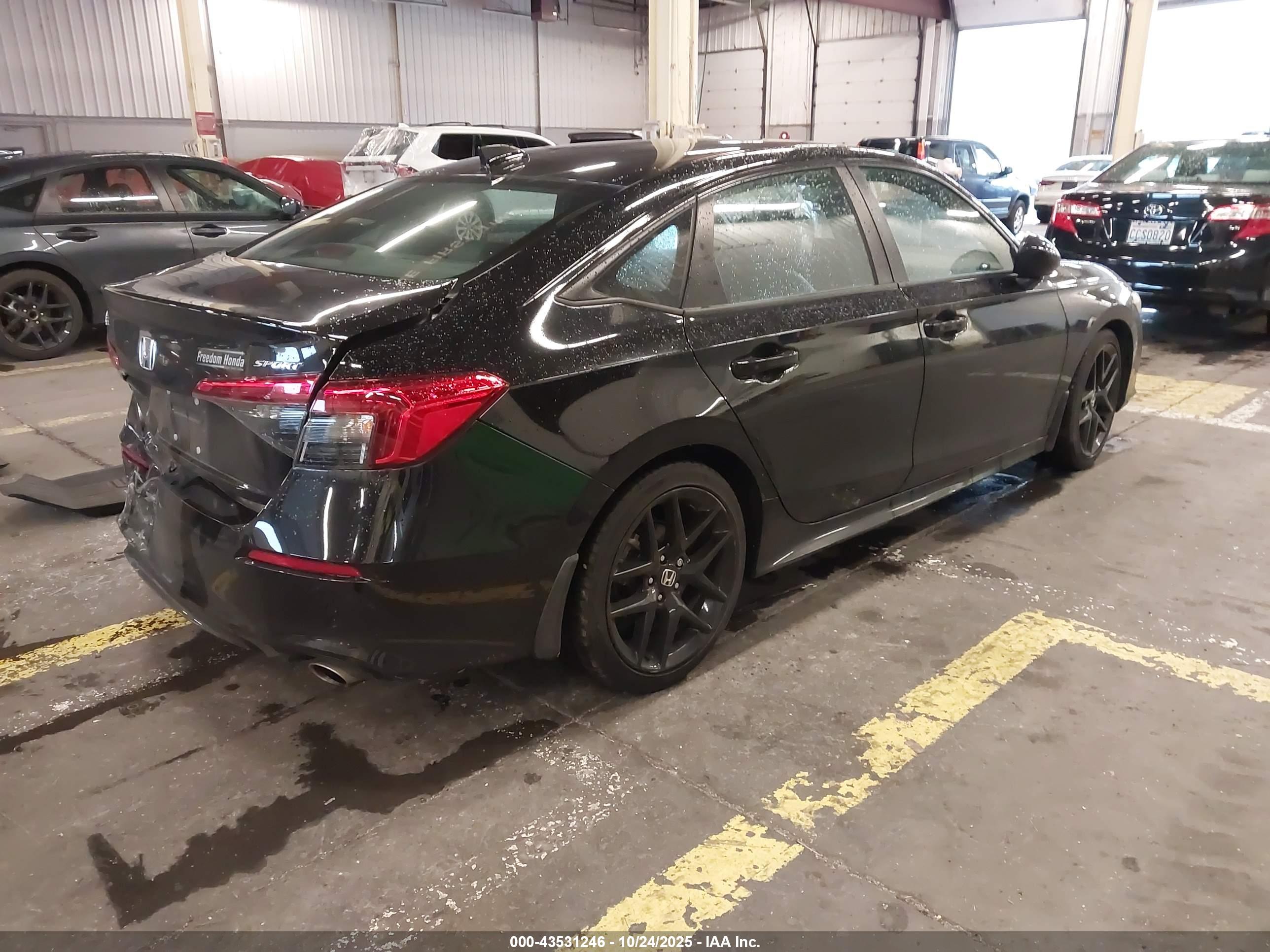 HONDA CIVIC image 4