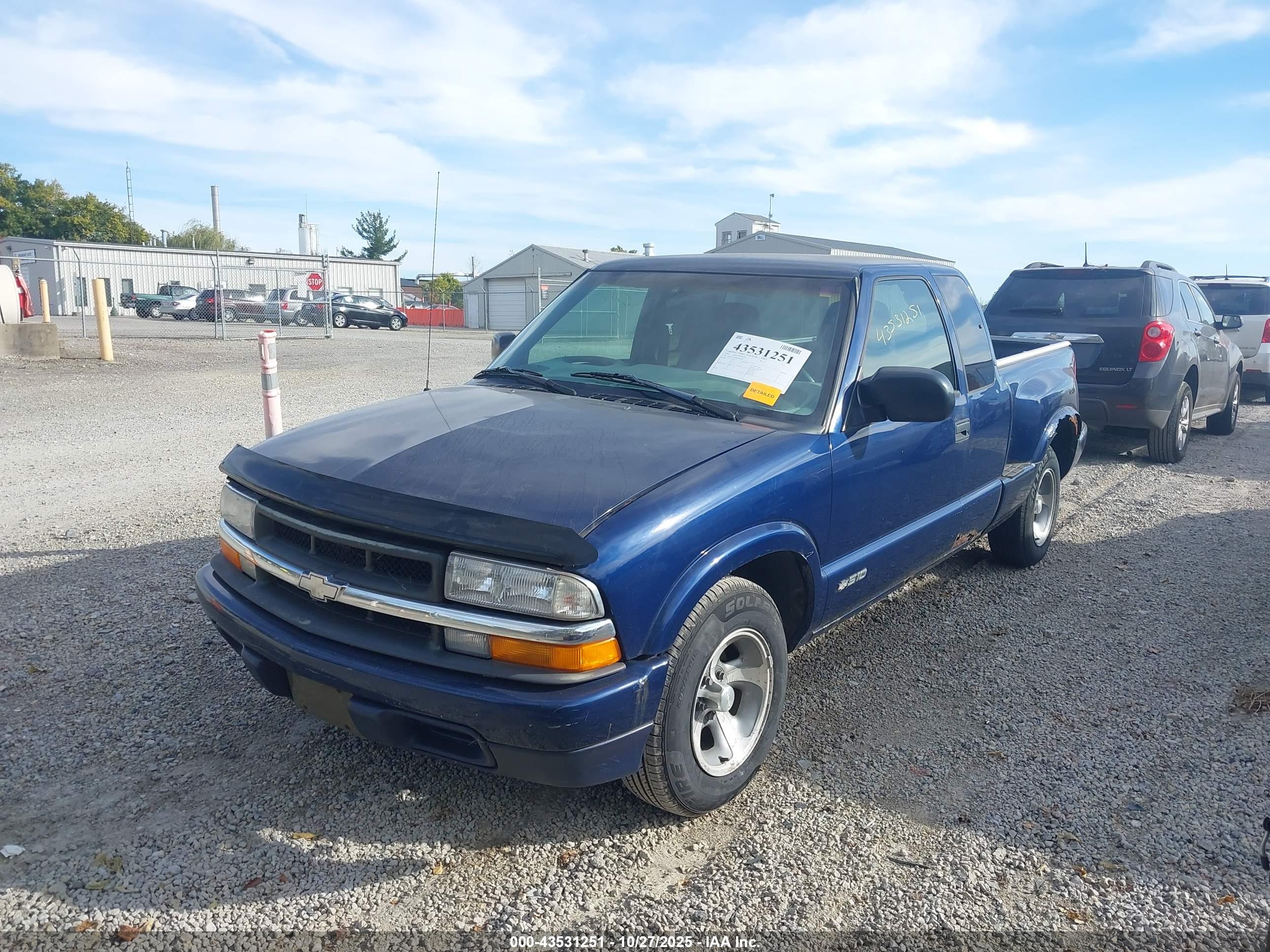 CHEVROLET S-10 image 2