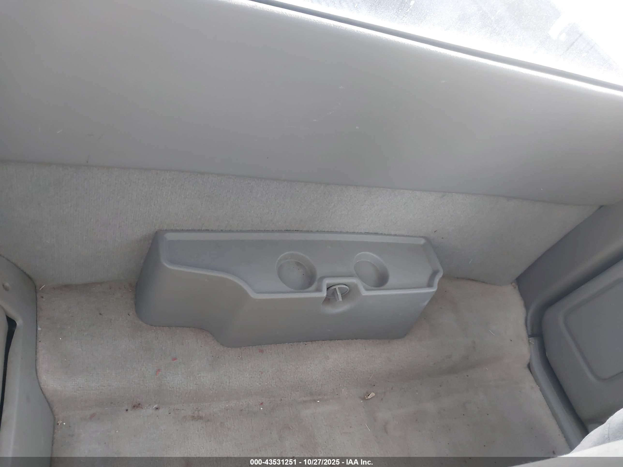 CHEVROLET S-10 image 8