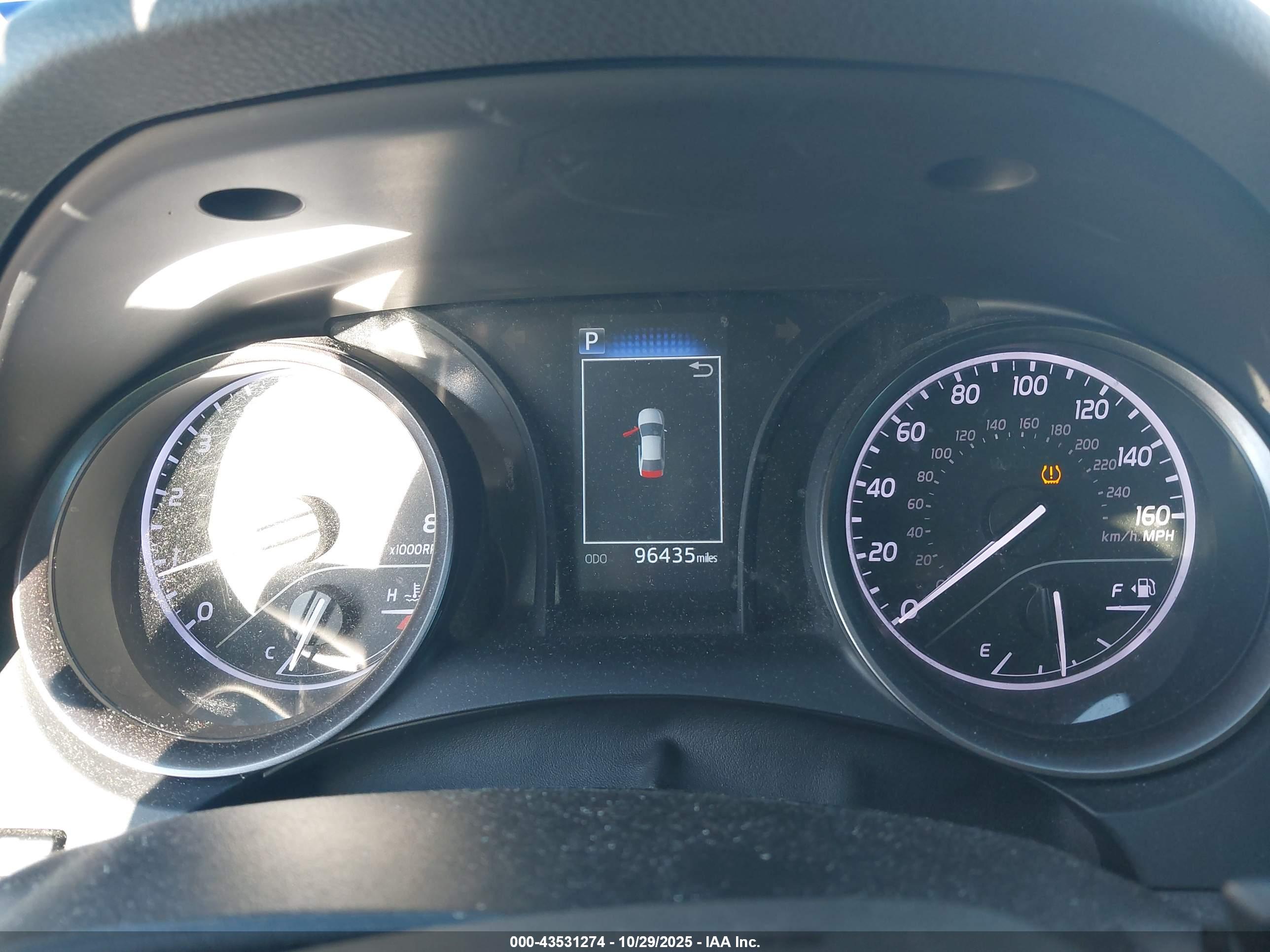 TOYOTA CAMRY image 7