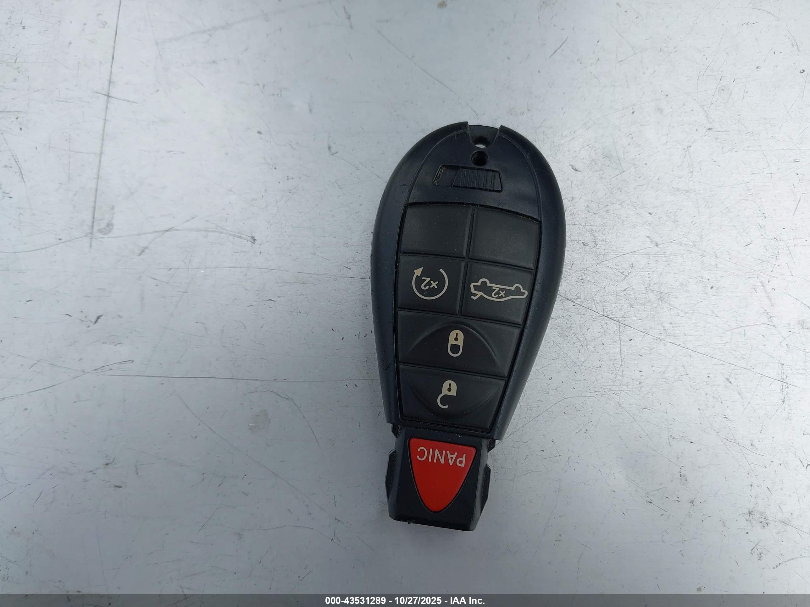 DODGE CHALLENGER image 11