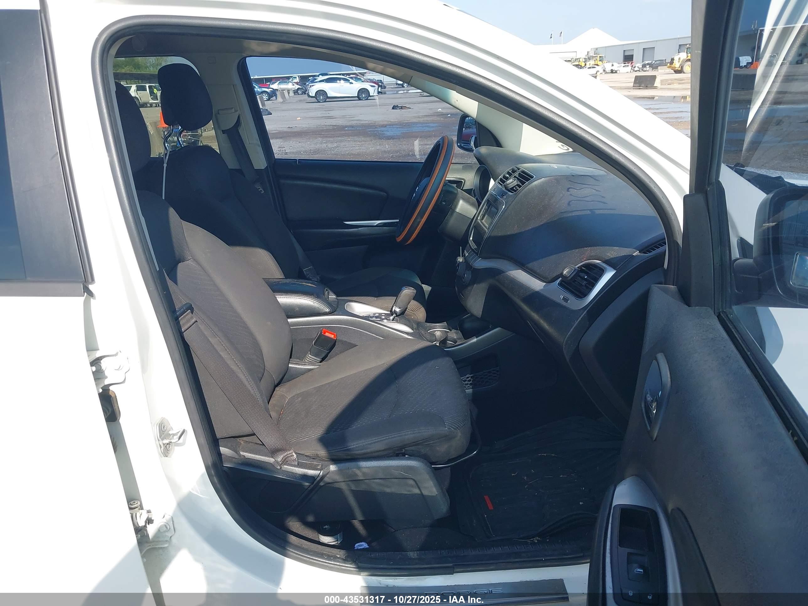 DODGE JOURNEY image 5