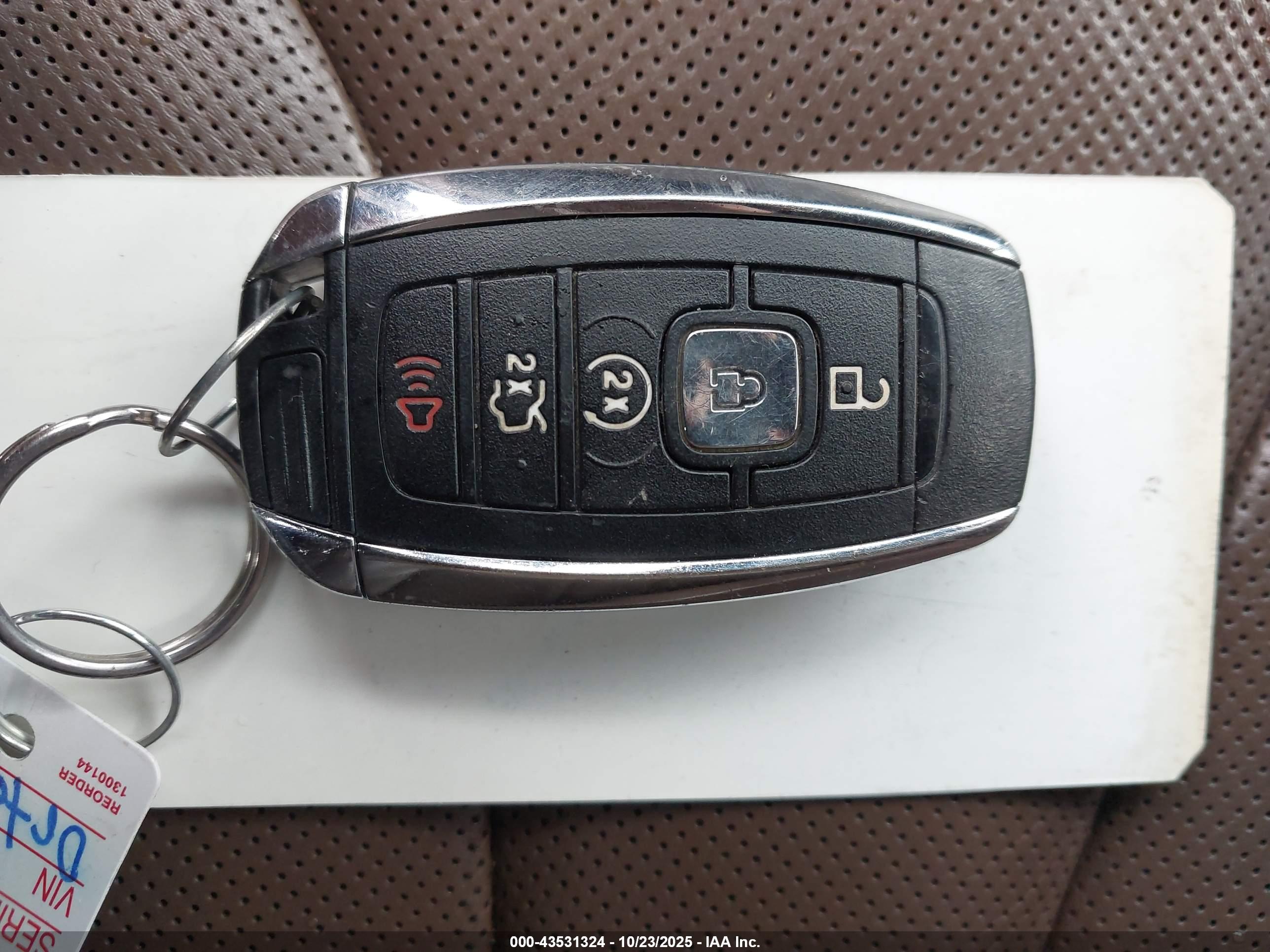 LINCOLN MKX image 11