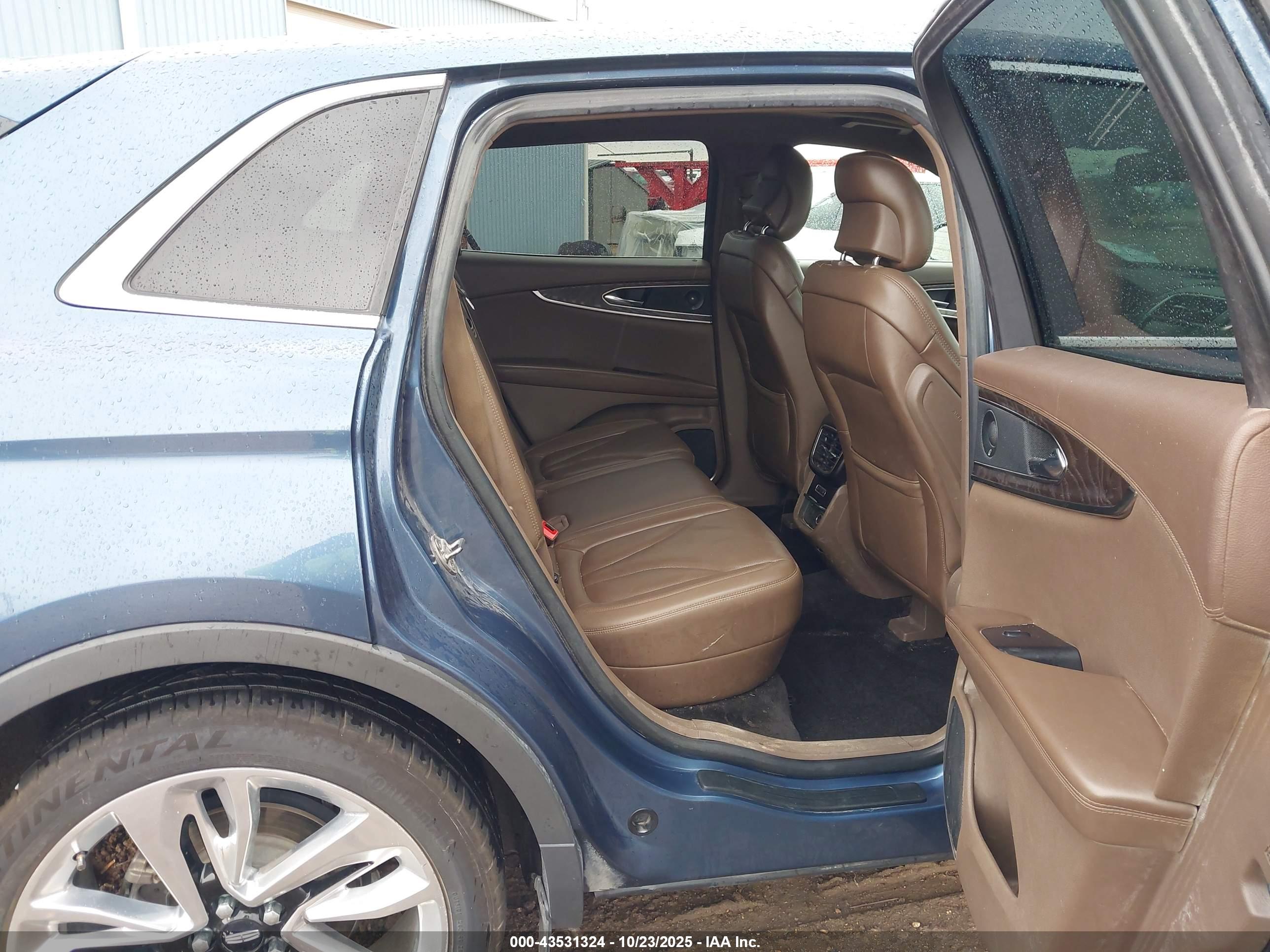 LINCOLN MKX image 8