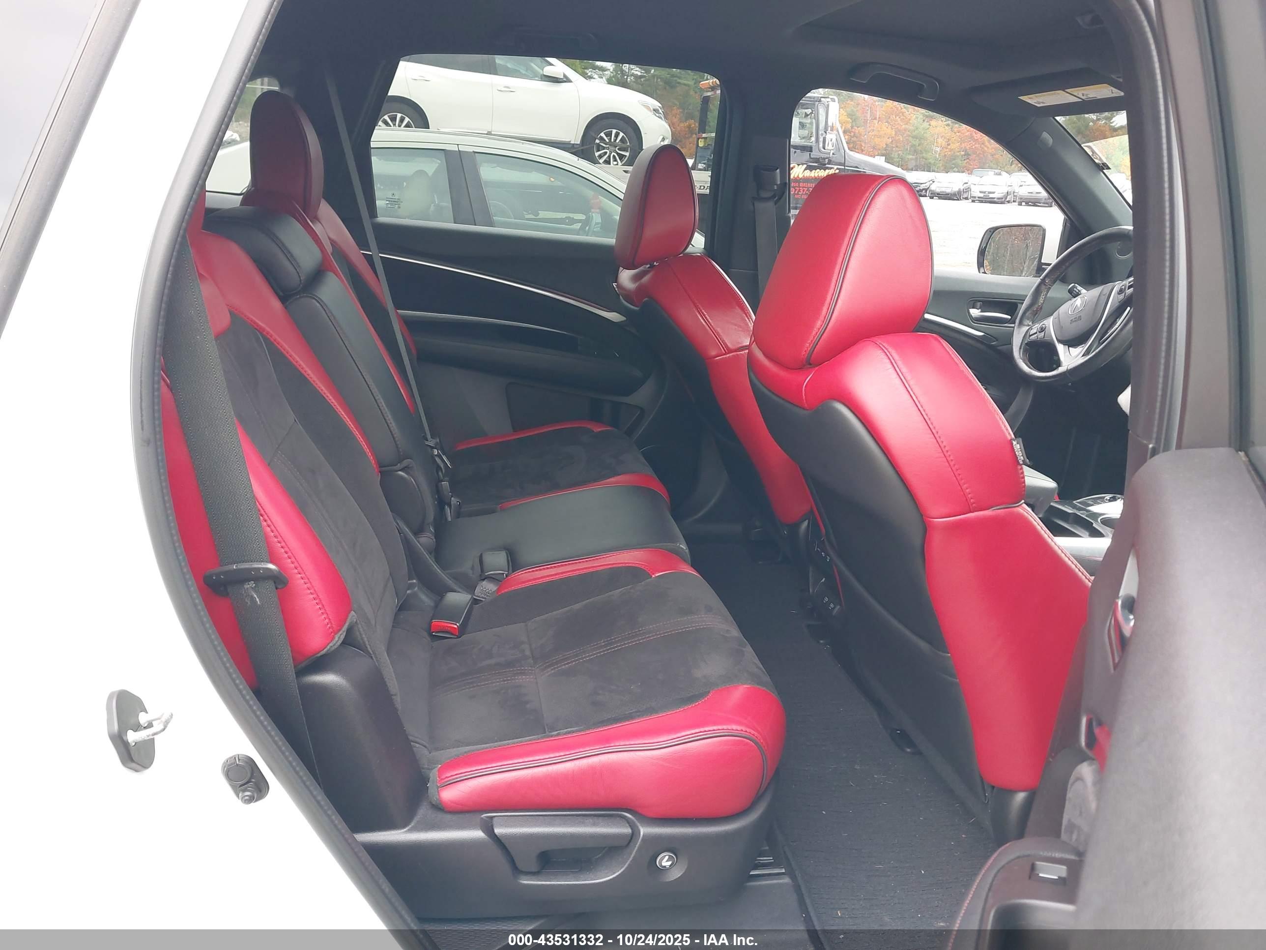 ACURA MDX image 8