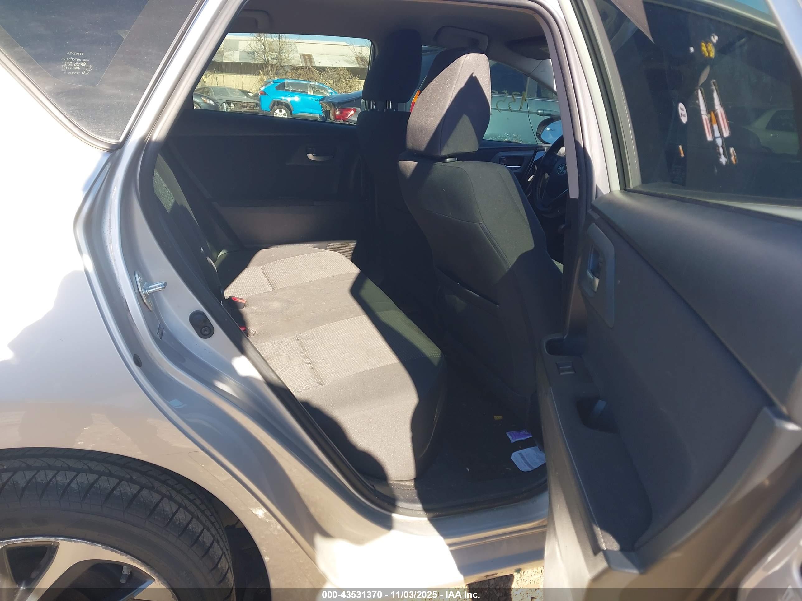 SCION IM image 8