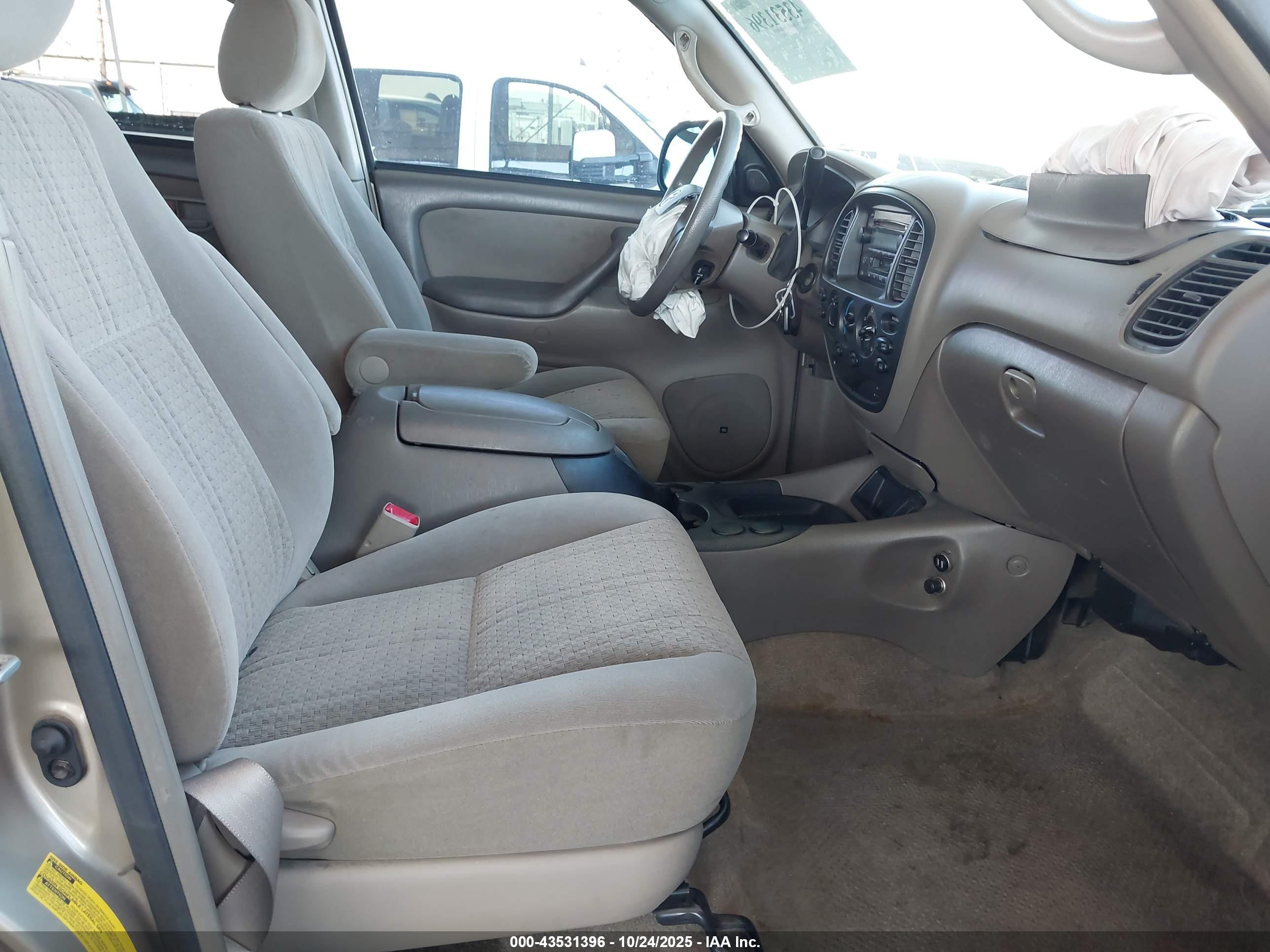 TOYOTA TUNDRA image 5