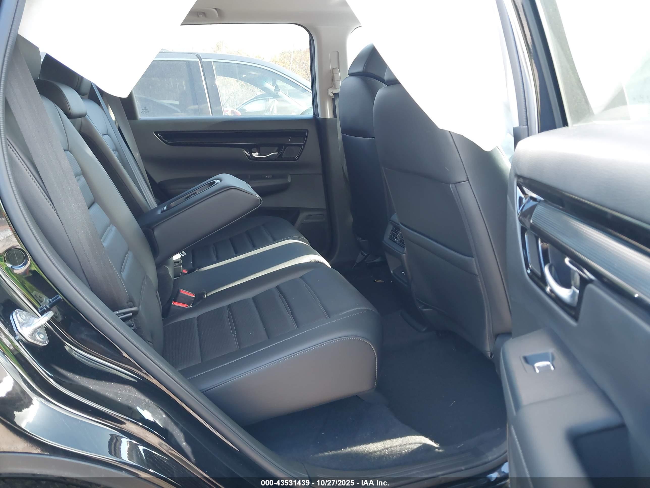 HONDA CR-V image 8
